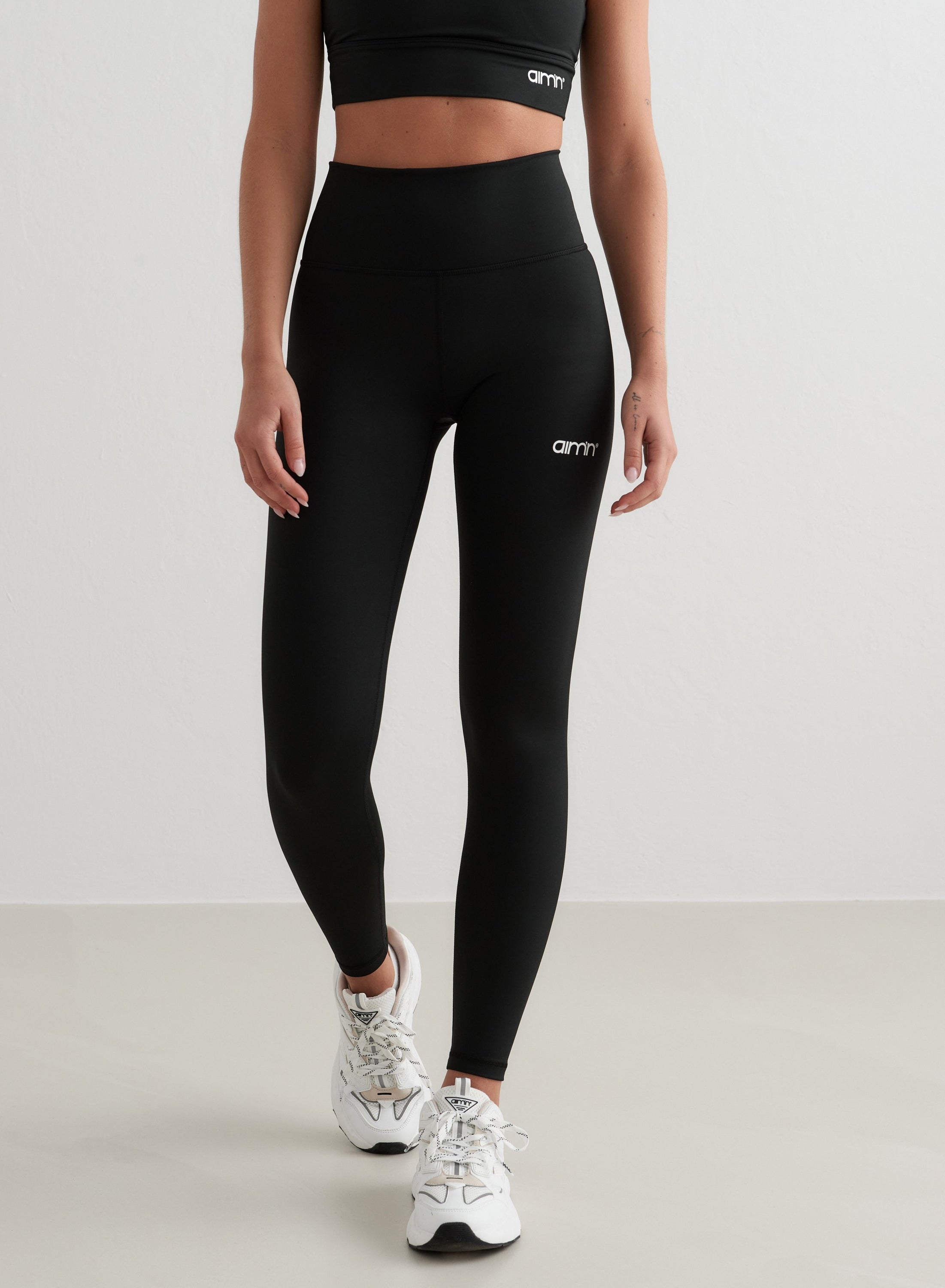 AIM´N Core Tights 010 Black Trainingshosen & Jogginghosen AIM´N 010 Black XS