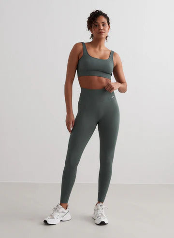 AIM´N Ribbed Seamless Tights 112 Sage Trainingshosen & Jogginghosen AIM´N