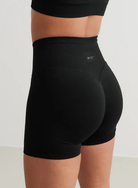 AIM´N Shape Seamless Hotpants 010 Black AIM´N