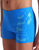 ARENA BOY'S ARENA TALES SWIM SHORT Badehose ARENA