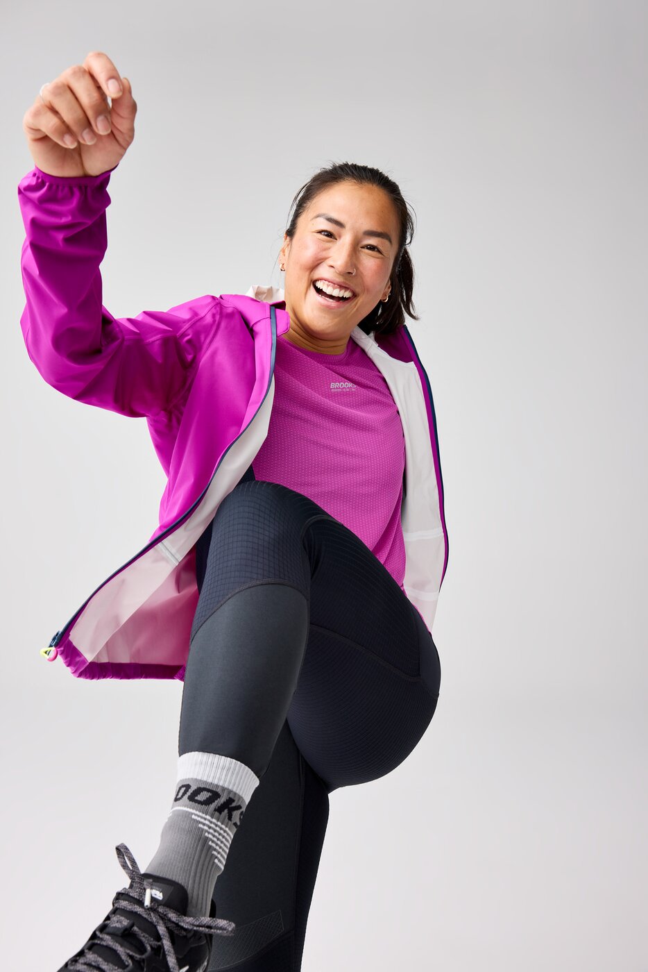 BROOKS High Point Waterproof Jacket 2 BROOKS