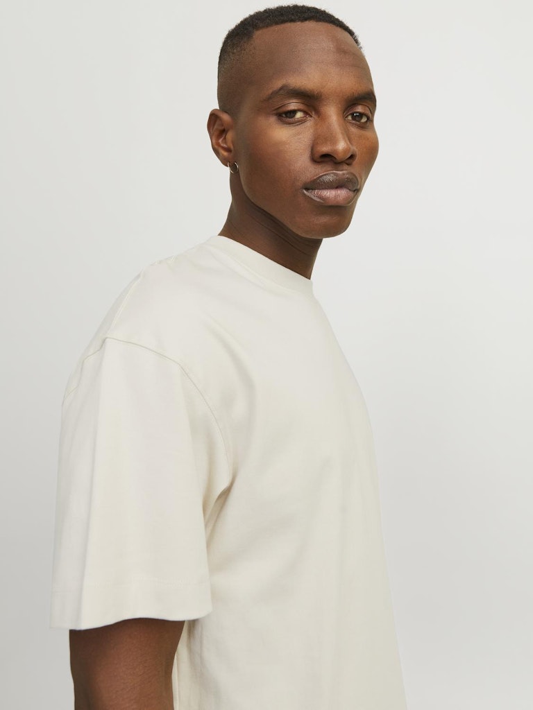 JACK & JONES JJEURBAN EDGE TEE SS O-NECK NOOS White Freizeitshirts /-hemden JACK & JONES