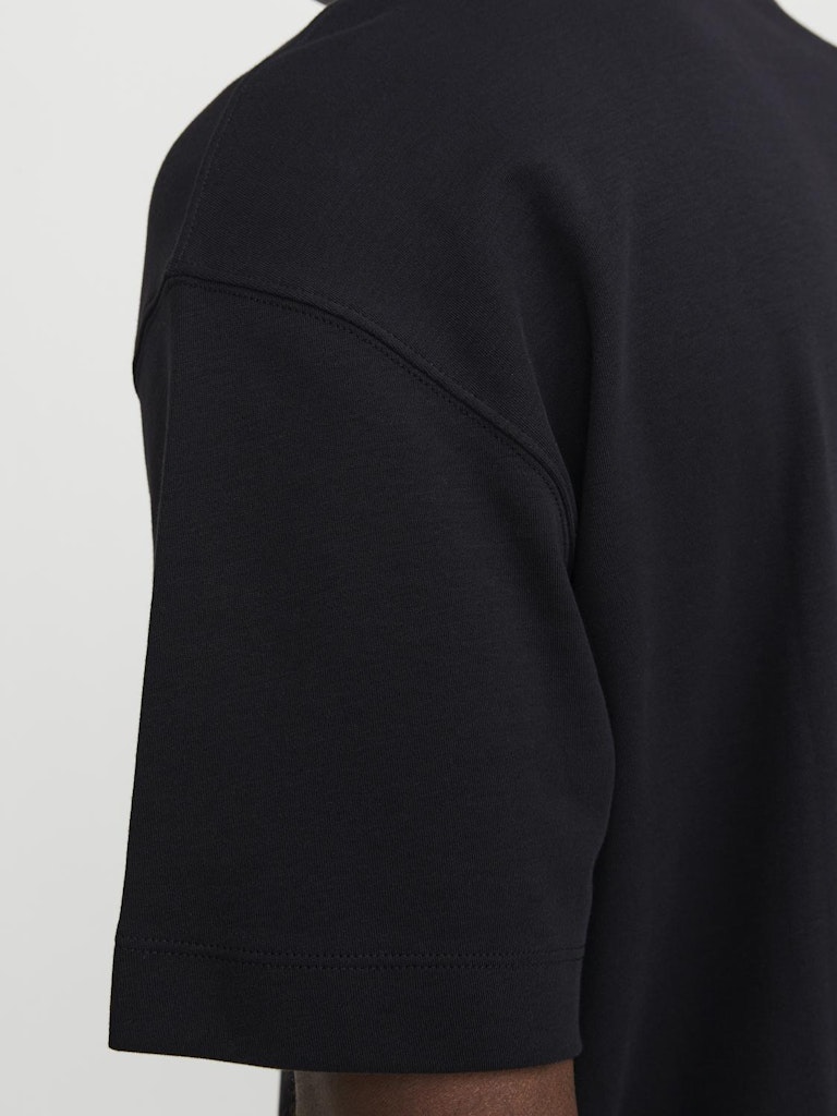 JACK & JONES JJEURBAN EDGE TEE SS O-NECK NOOS White Freizeitshirts /-hemden JACK & JONES