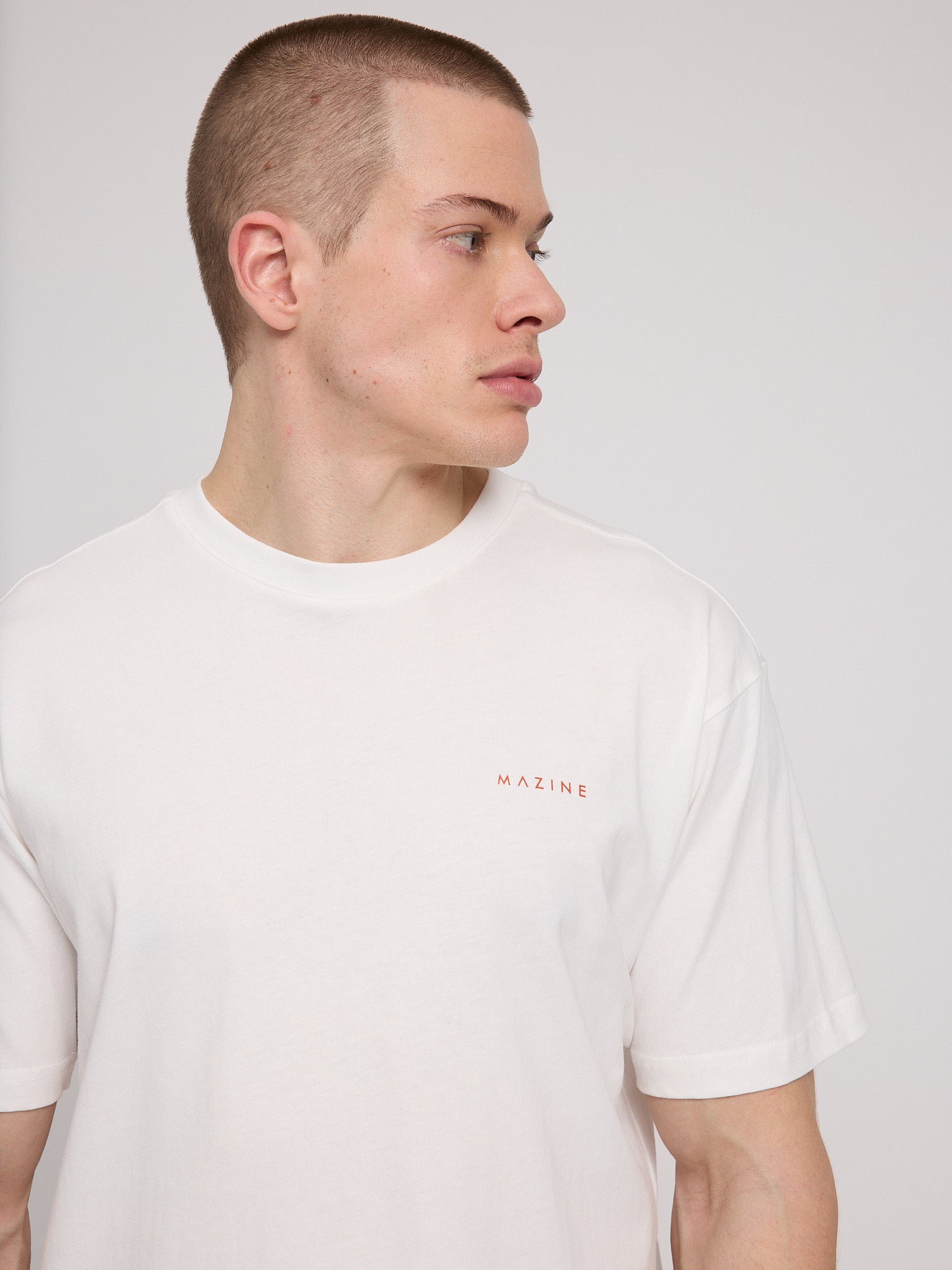 MAZINE Day Off Back Print T-Shirt Freizeitshirts /-hemden MAZINE