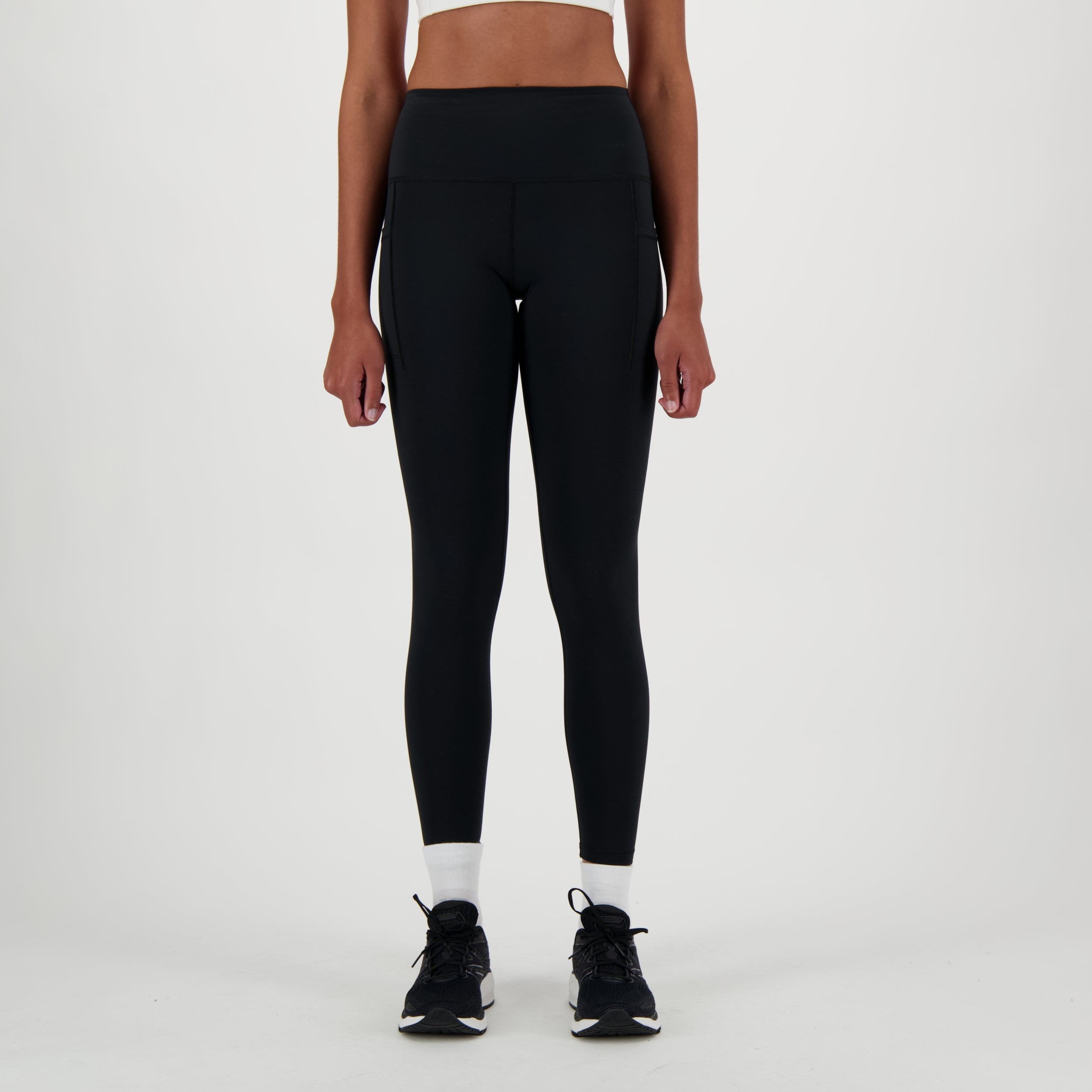 NEW BALANCE NB Sleek Pocket High Rise Legging 2 Laufhosen NEW BALANCE BK BK XS