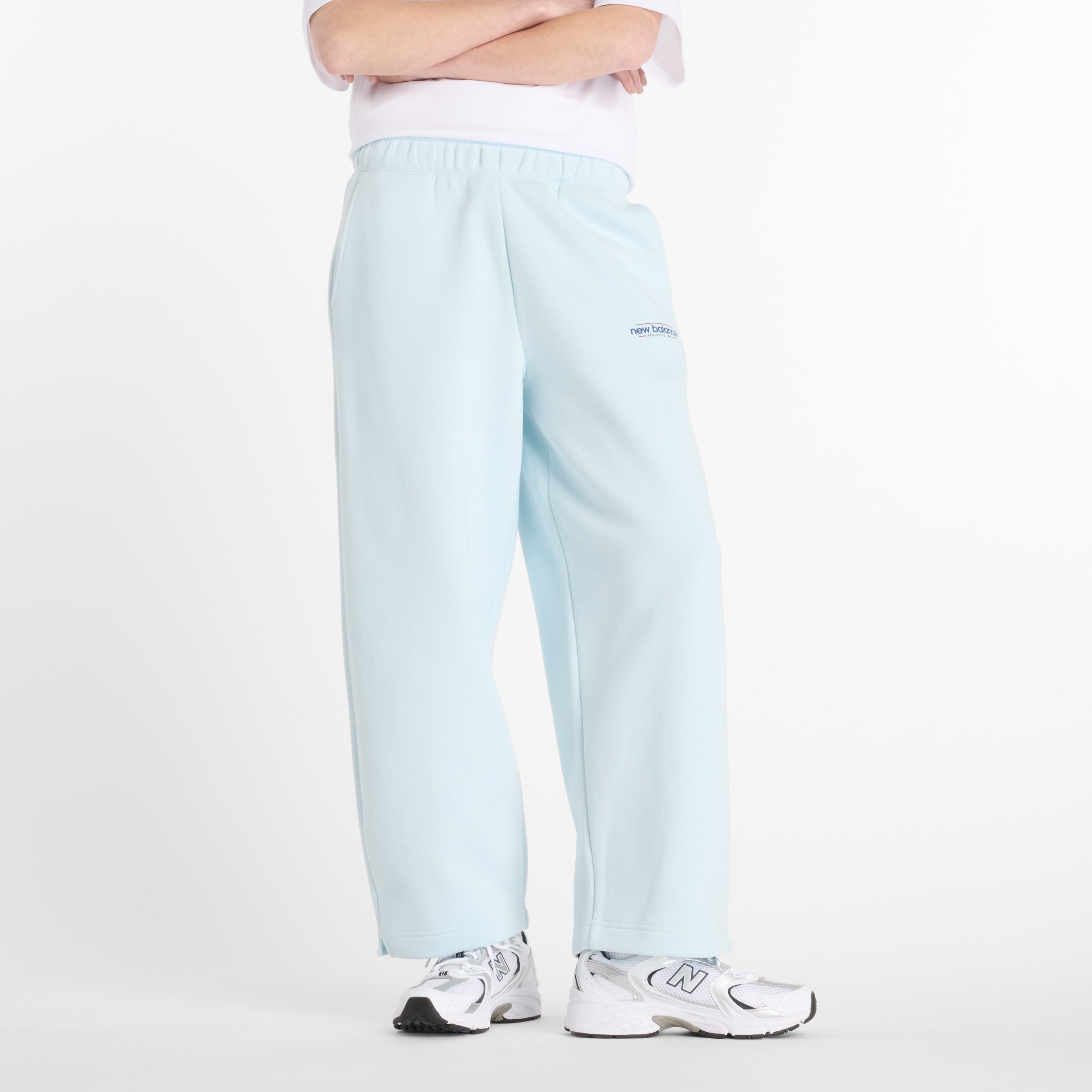 NEW BALANCE Reimagined Fleece Barrel Leg Pant Freizeithosen NEW BALANCE FRL XS