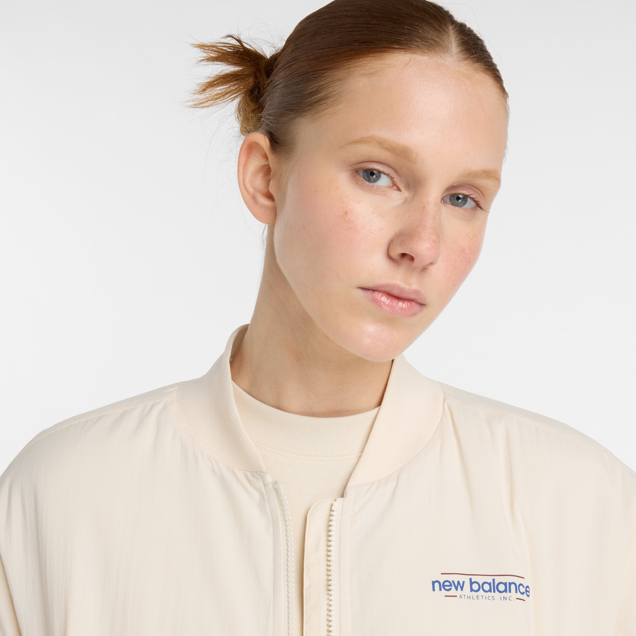 NEW BALANCE Reimagined Woven Bomber Jacket Freizeitjacken NEW BALANCE