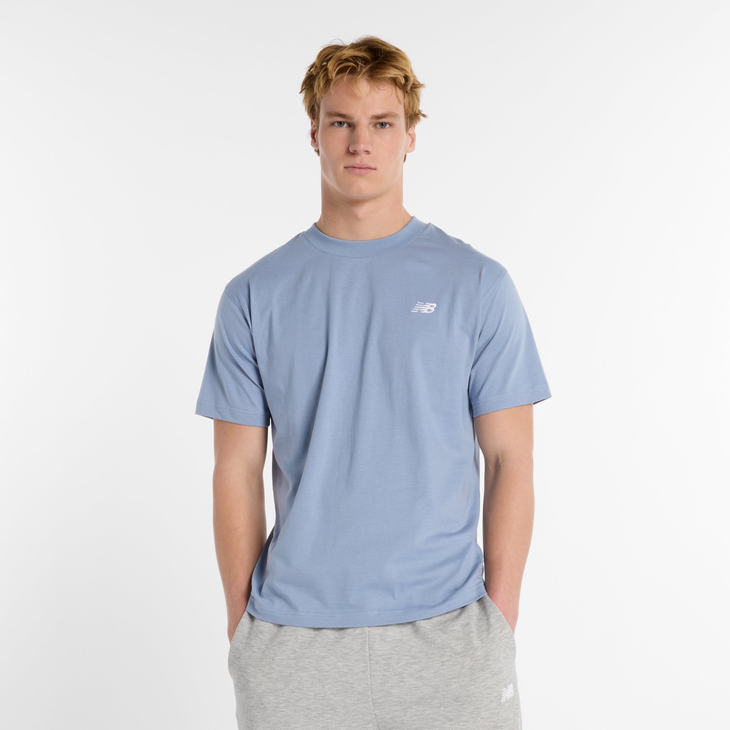 NEW BALANCE Sport Essentials Cotton T-Shirt Freizeitshirts /-hemden NEW BALANCE DUSK BLUE S