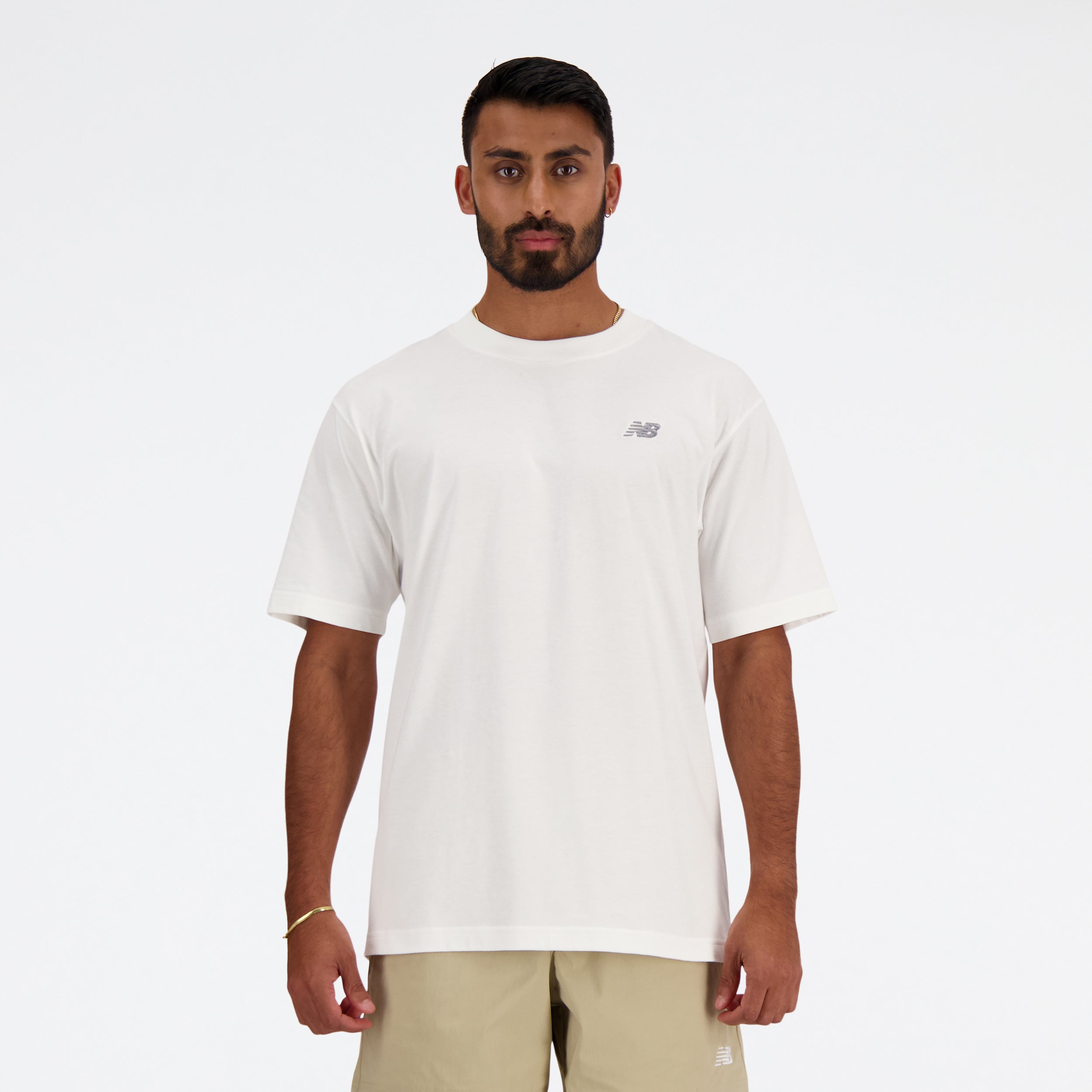 NEW BALANCE Sport Essentials Cotton T-Shirt Freizeitshirts /-hemden NEW BALANCE White WT S