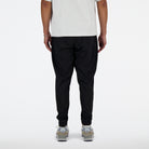 NEW BALANCE Sport Essentials Woven Jogger Black BK Trainingshosen & Jogginghosen NEW BALANCE
