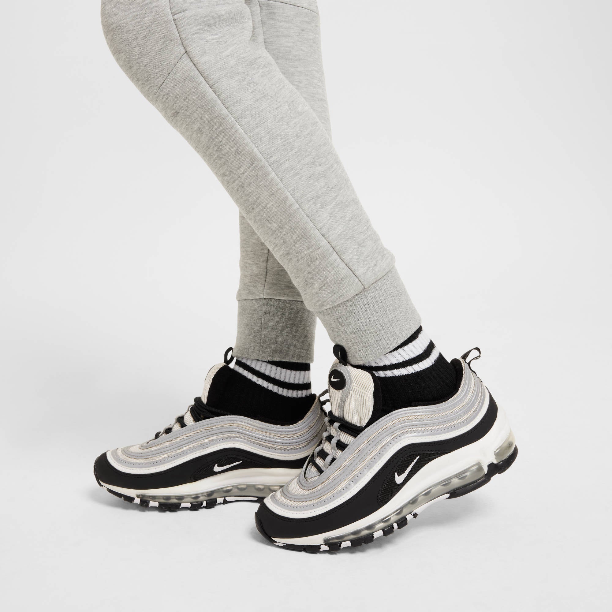 NIKE B NSW TCH FLC JGGR - PD Trainingshosen & Jogginghosen NIKE