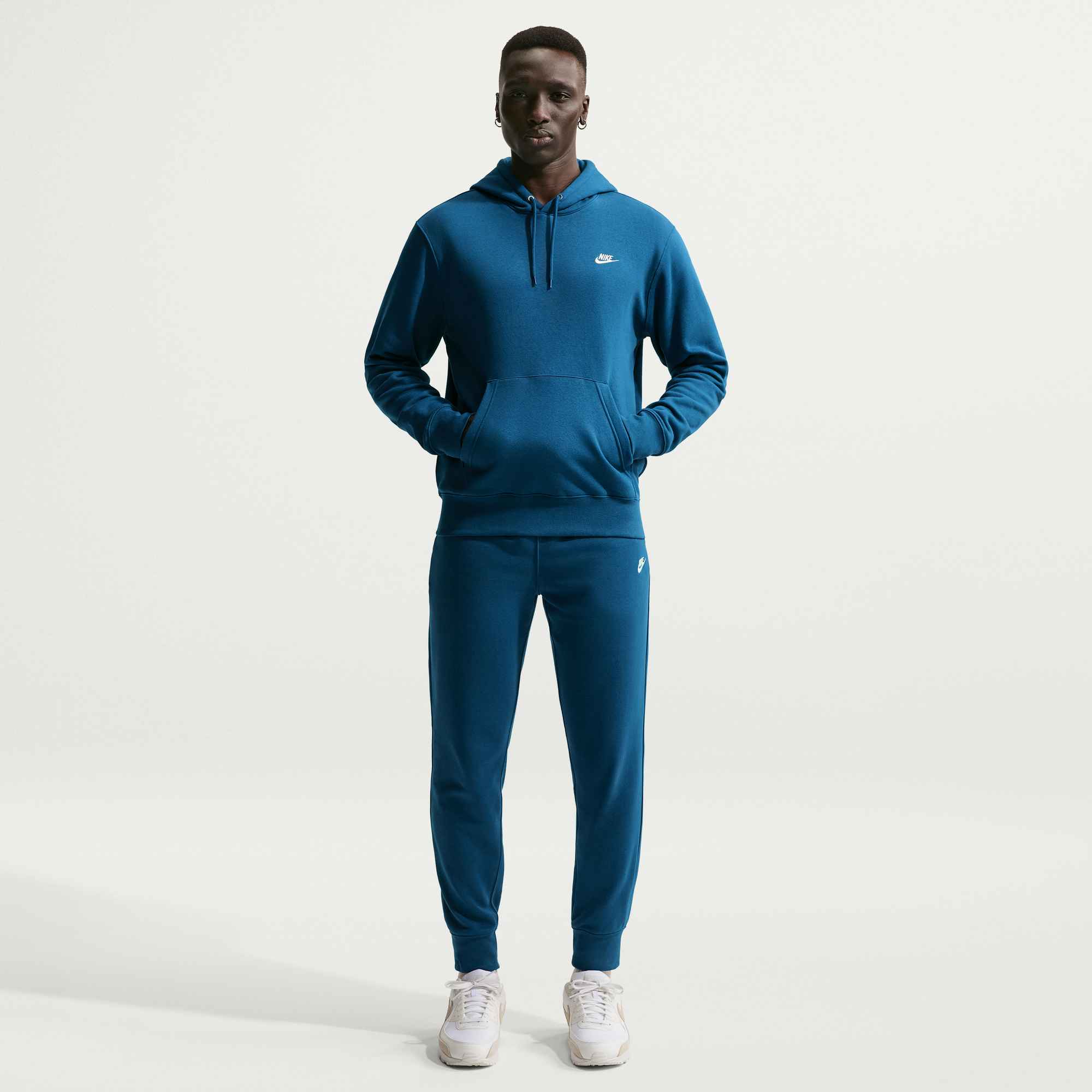 NIKE M NK CLUB BB PO HOODIE Freizeitshirts /-hemden NIKE COURT BLUE S