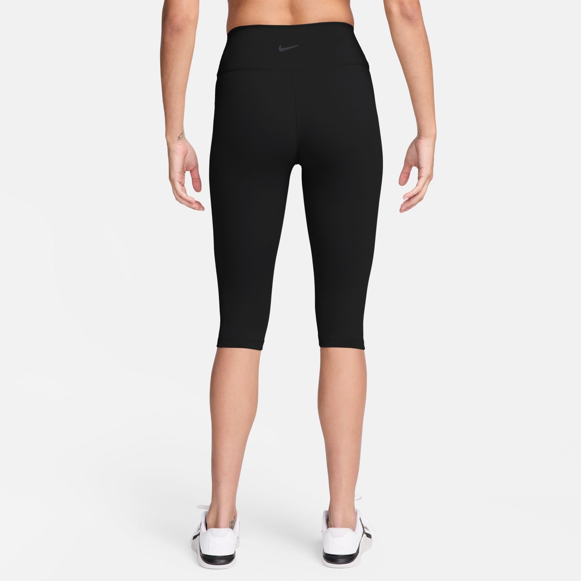 NIKE W NK DF ONE HR CAPRI TIGHT Trainingshosen & Jogginghosen NIKE