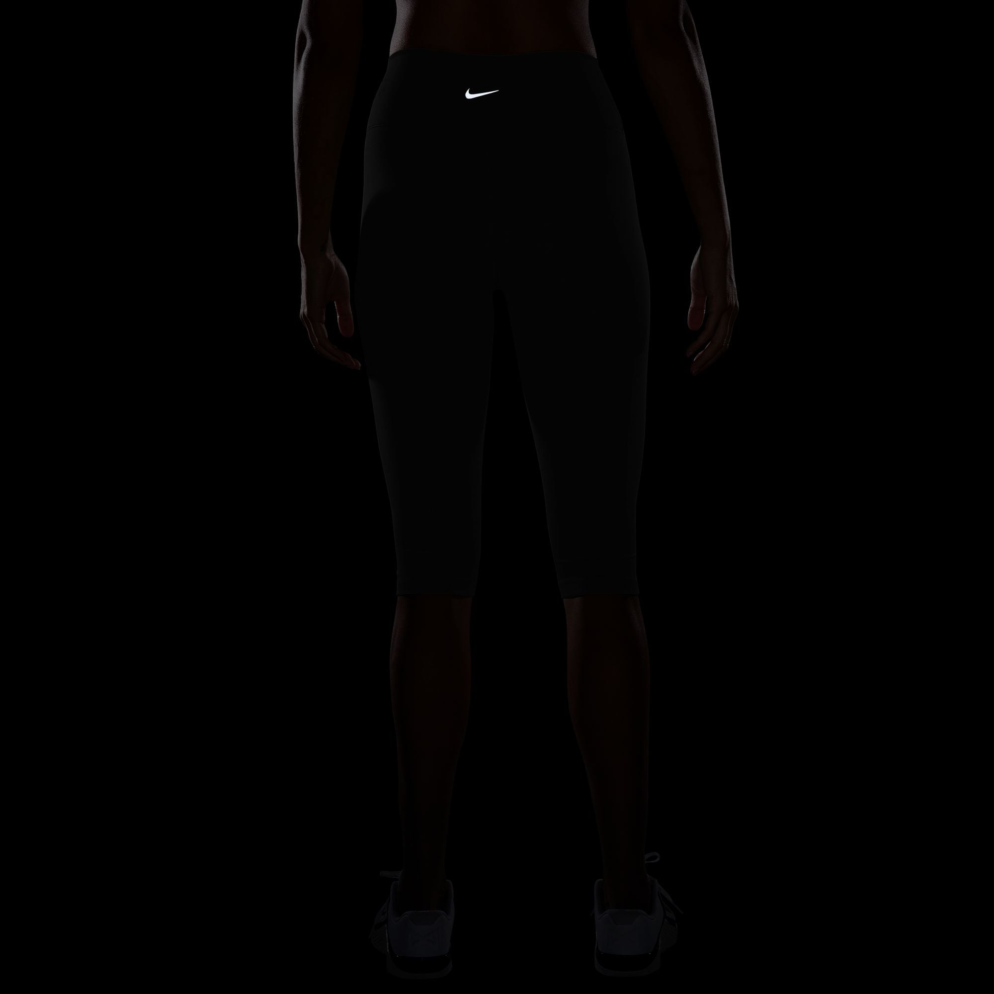 NIKE W NK DF ONE HR CAPRI TIGHT Trainingshosen & Jogginghosen NIKE