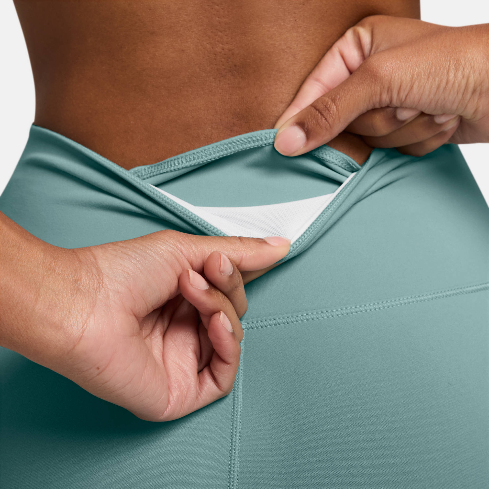 NIKE W NK DF ONE HR TIGHT WT Trainingshosen & Jogginghosen NIKE