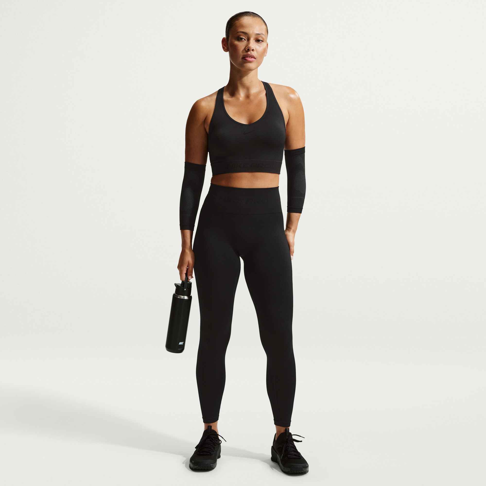 NIKE W NP DF SMLS HR 7/8 TIGHT Trainingshosen & Jogginghosen NIKE Black XS