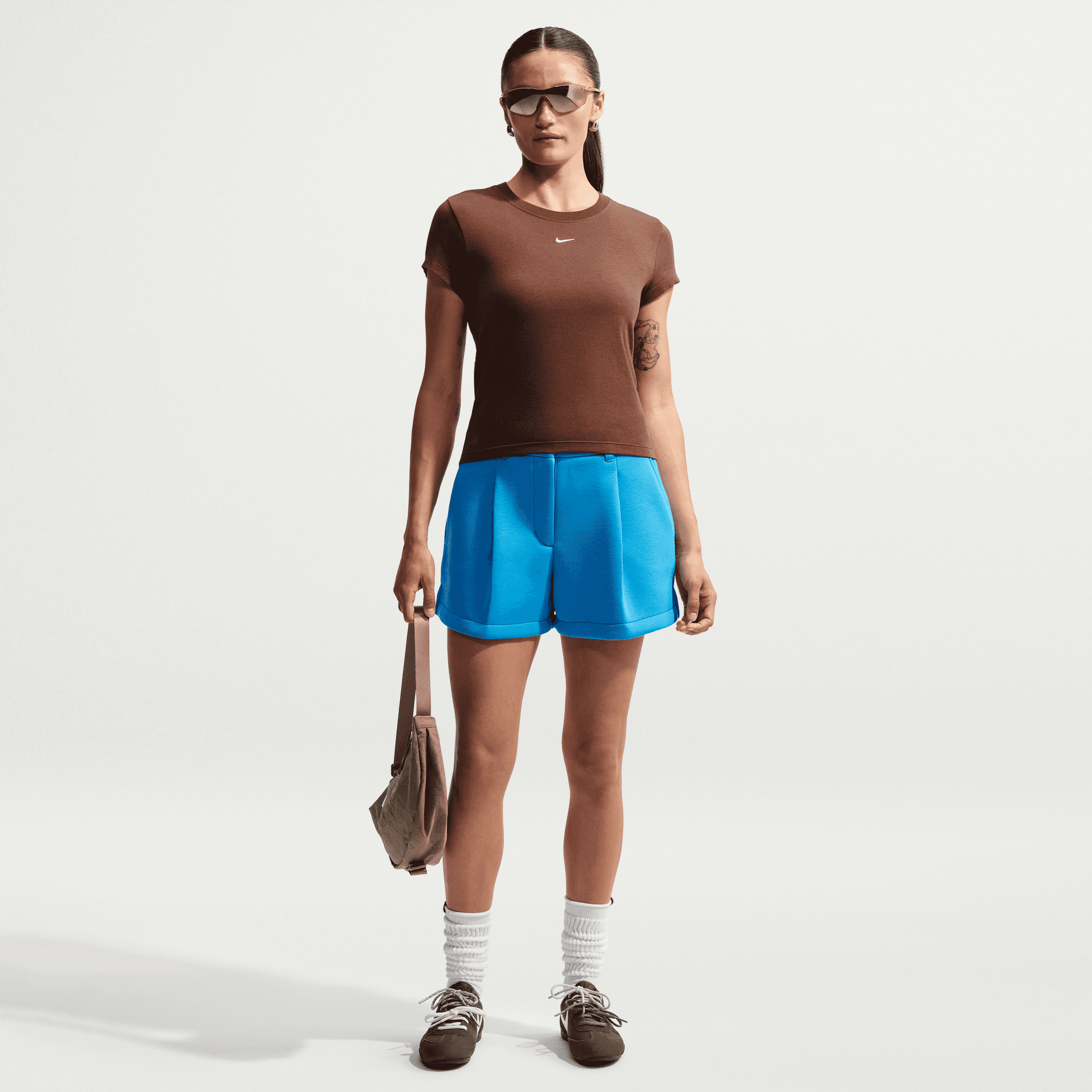 NIKE W NSW NK CHLL KNT MD CRP Freizeitshirts /-blusen NIKE CACAO WOW XS