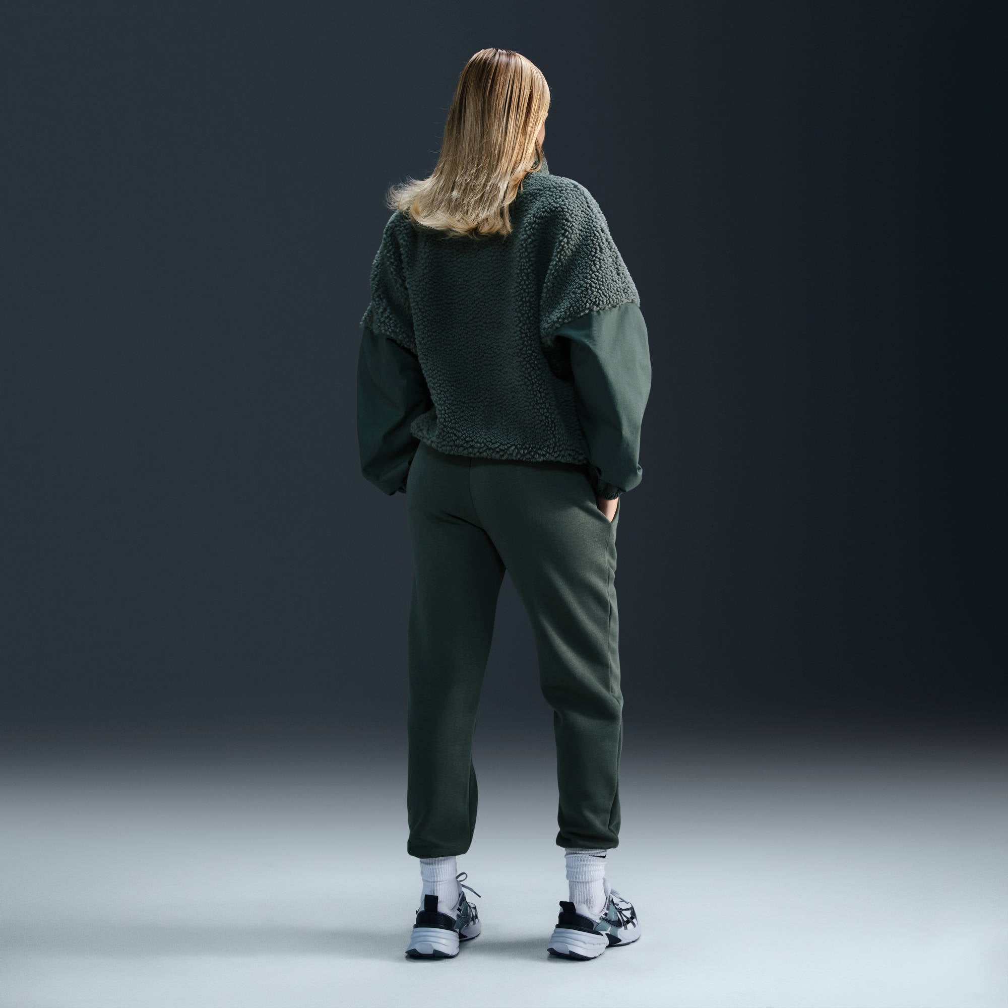 NIKE W NSW PHNX FLC MR PANT STD Trainingshosen & Jogginghosen NIKE