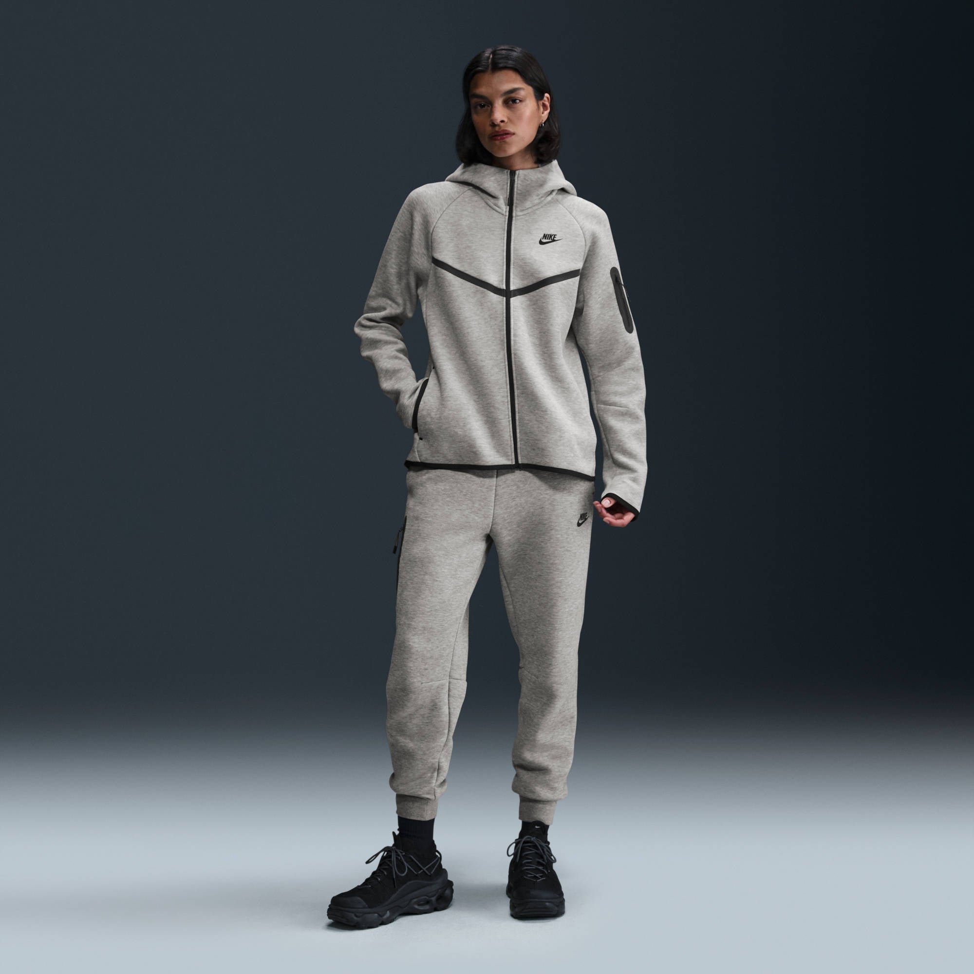 NIKE W NSW TCH FLC WR FZ HDY 2 infinity teel Freizeitpullover NIKE DK GREY HEATHER/BLACK XS