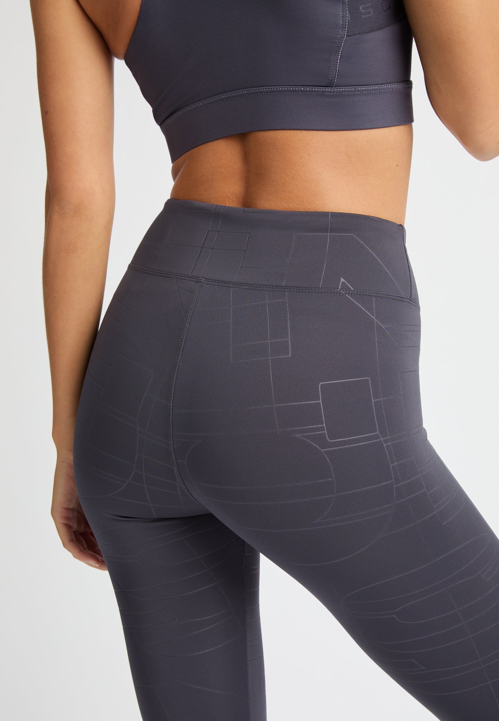 RÖHNISCH Logo Effect High Waist Tights Black Logo Emboss Trainingshosen & Jogginghosen RÖHNISCH