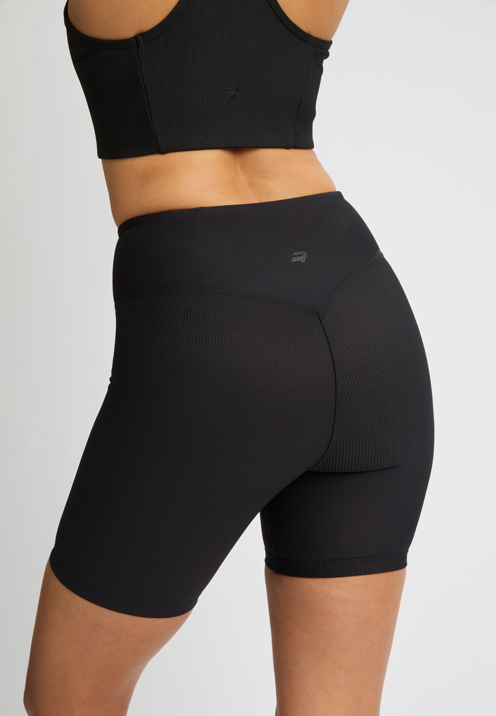 RÖHNISCH Ribbed R Bike HW Tights Black Trainingshosen & Jogginghosen RÖHNISCH