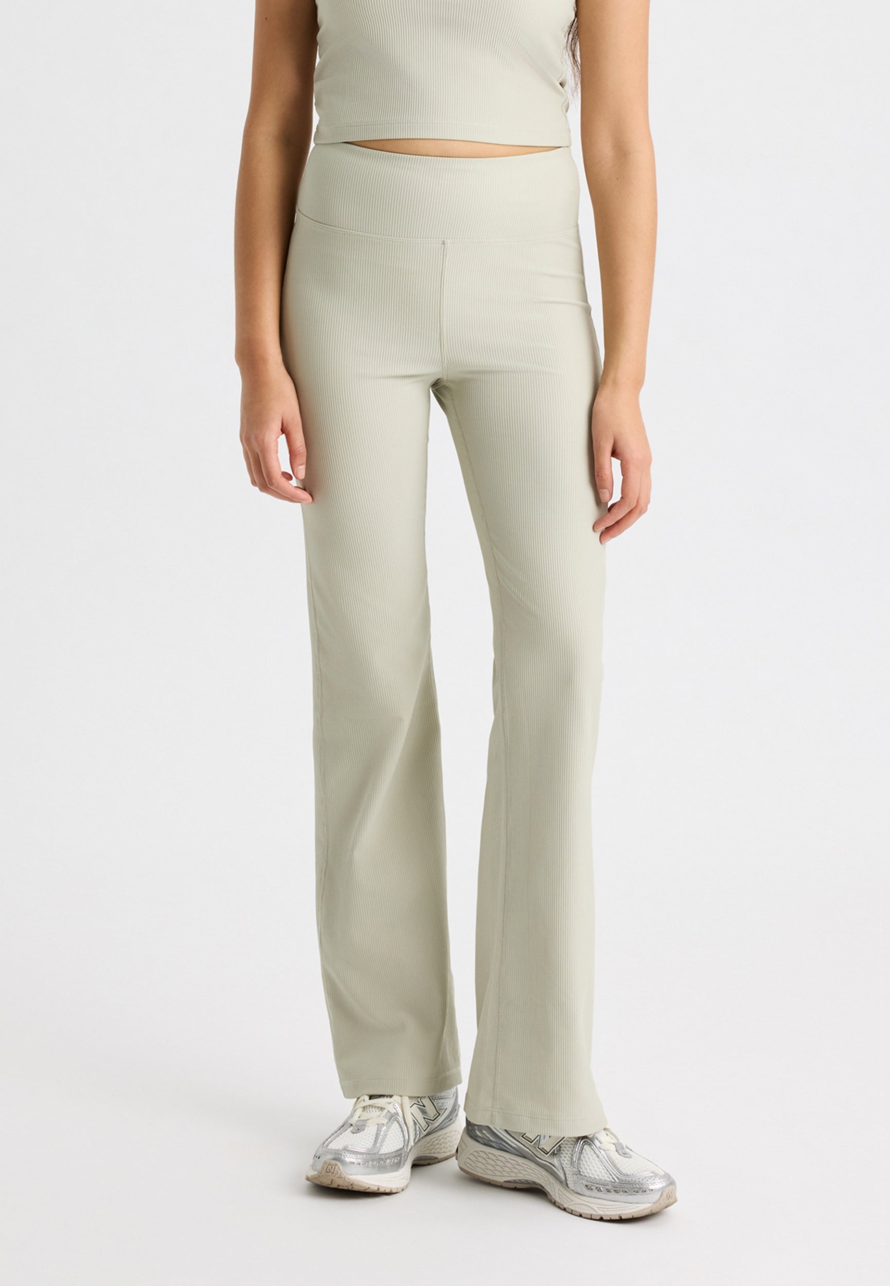 RÖHNISCH Ribbed R Flare HW Tight Black Trainingshosen & Jogginghosen RÖHNISCH