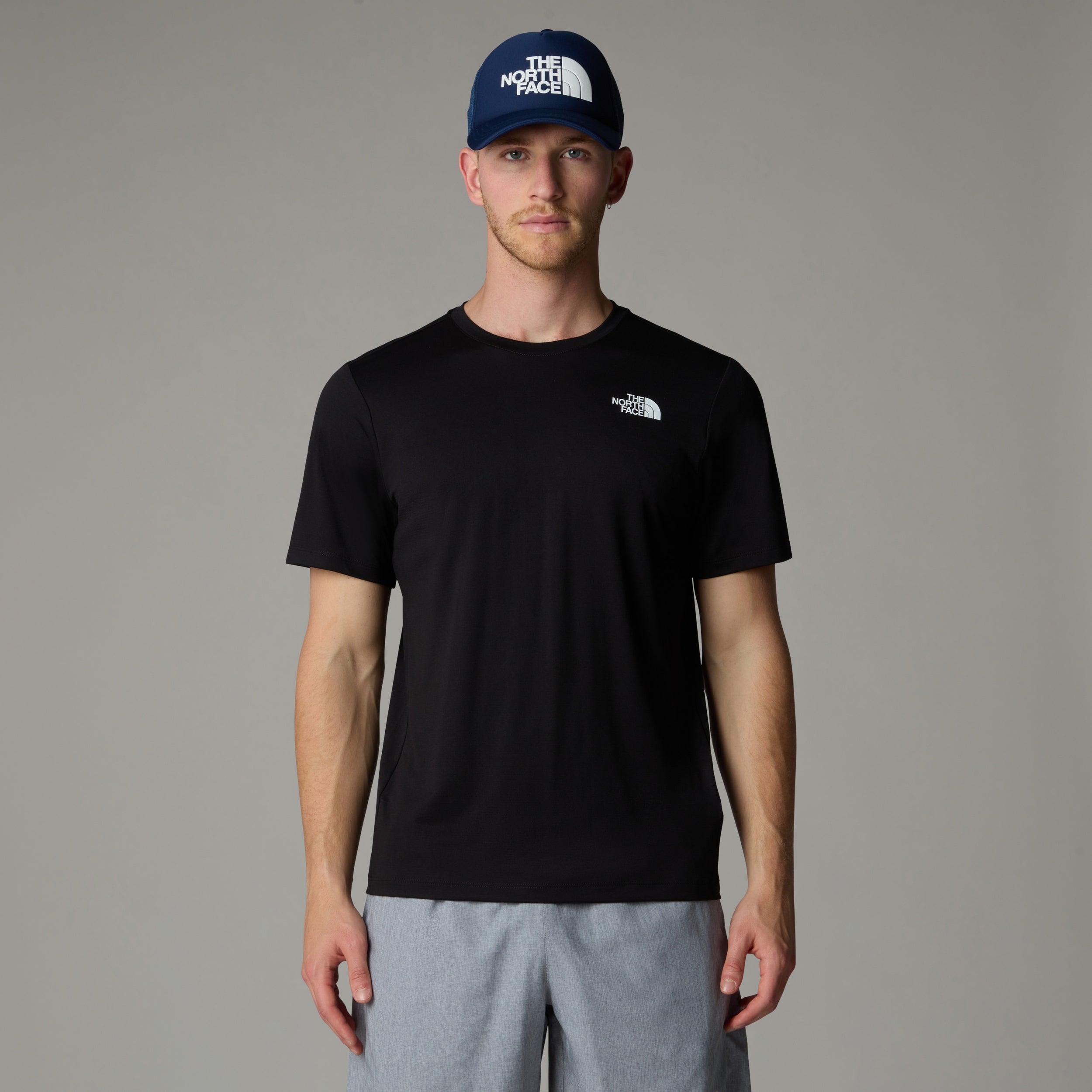 THE NORTH FACE M 24/7 S/S TEE REG TNF MEDIUM GREY HEATHER Trainingsshirts THE NORTH FACE TNF BLACK S