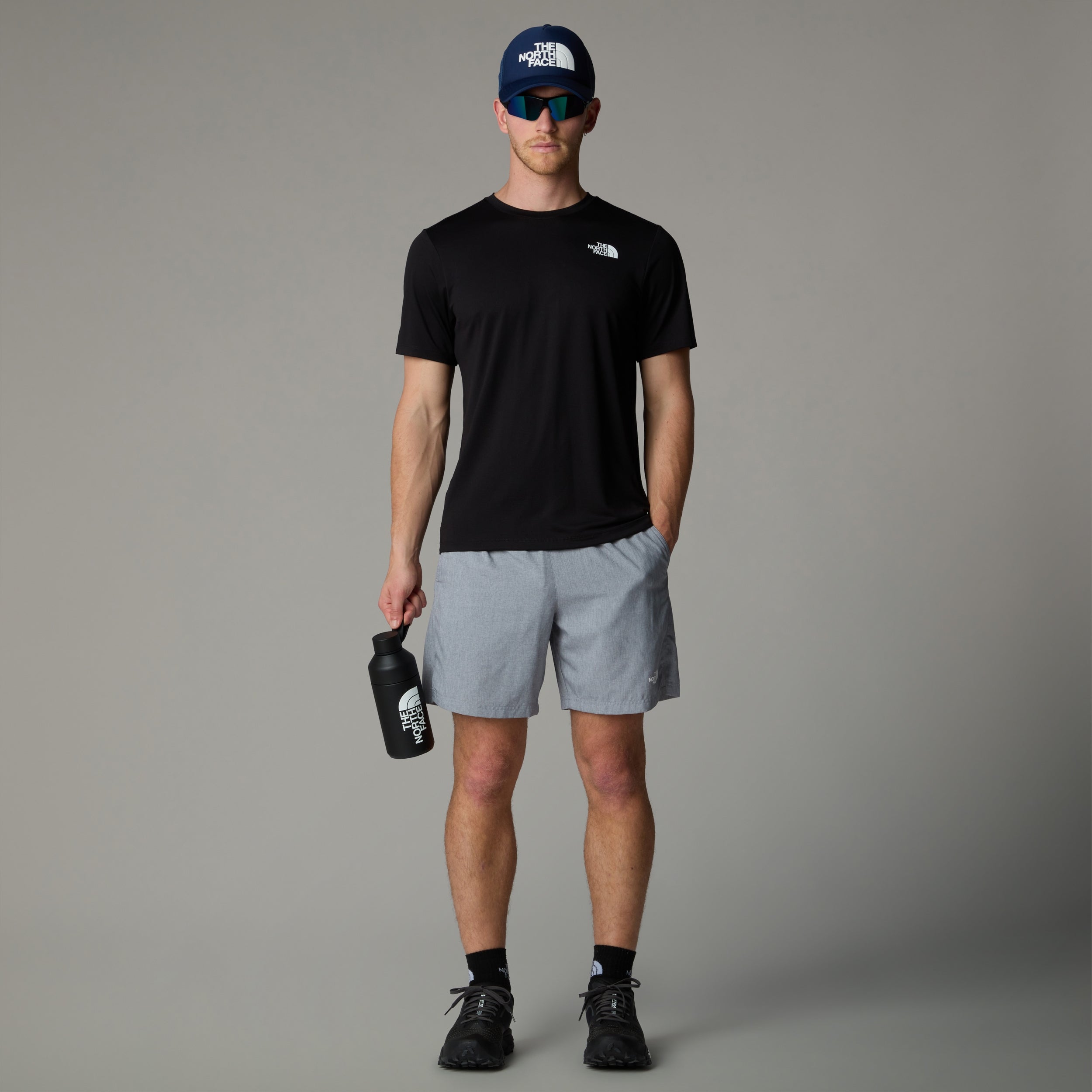 THE NORTH FACE M 24/7 S/S TEE REG TNF MEDIUM GREY HEATHER Trainingsshirts THE NORTH FACE