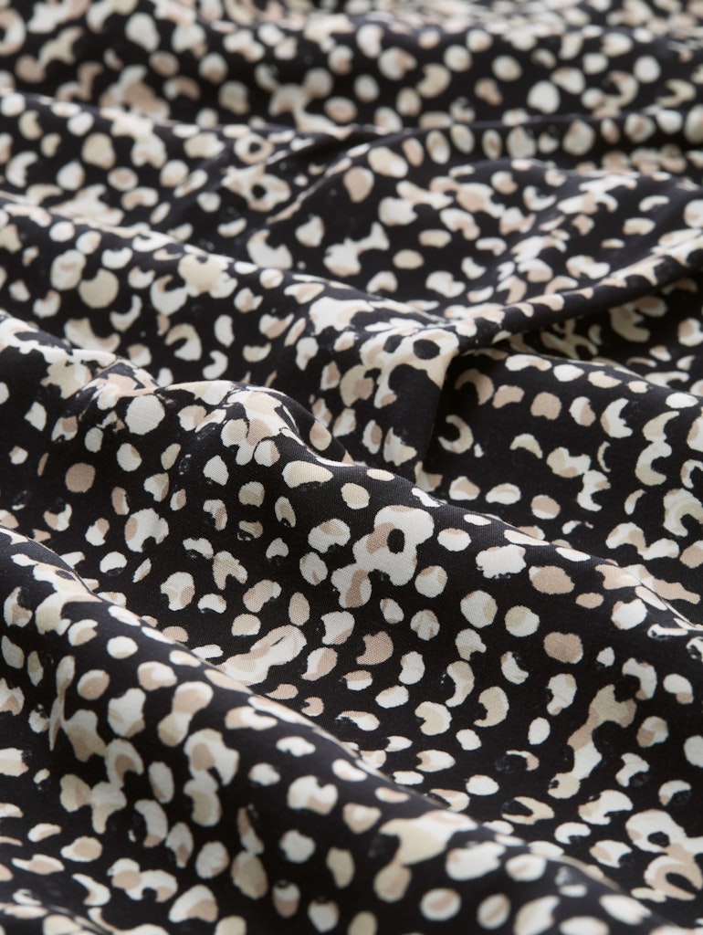 TOM TAILOR CASUAL WOMEN blouse with feminine V-neck Freizeitshirts /-blusen TOM TAILOR CASUAL WOMEN