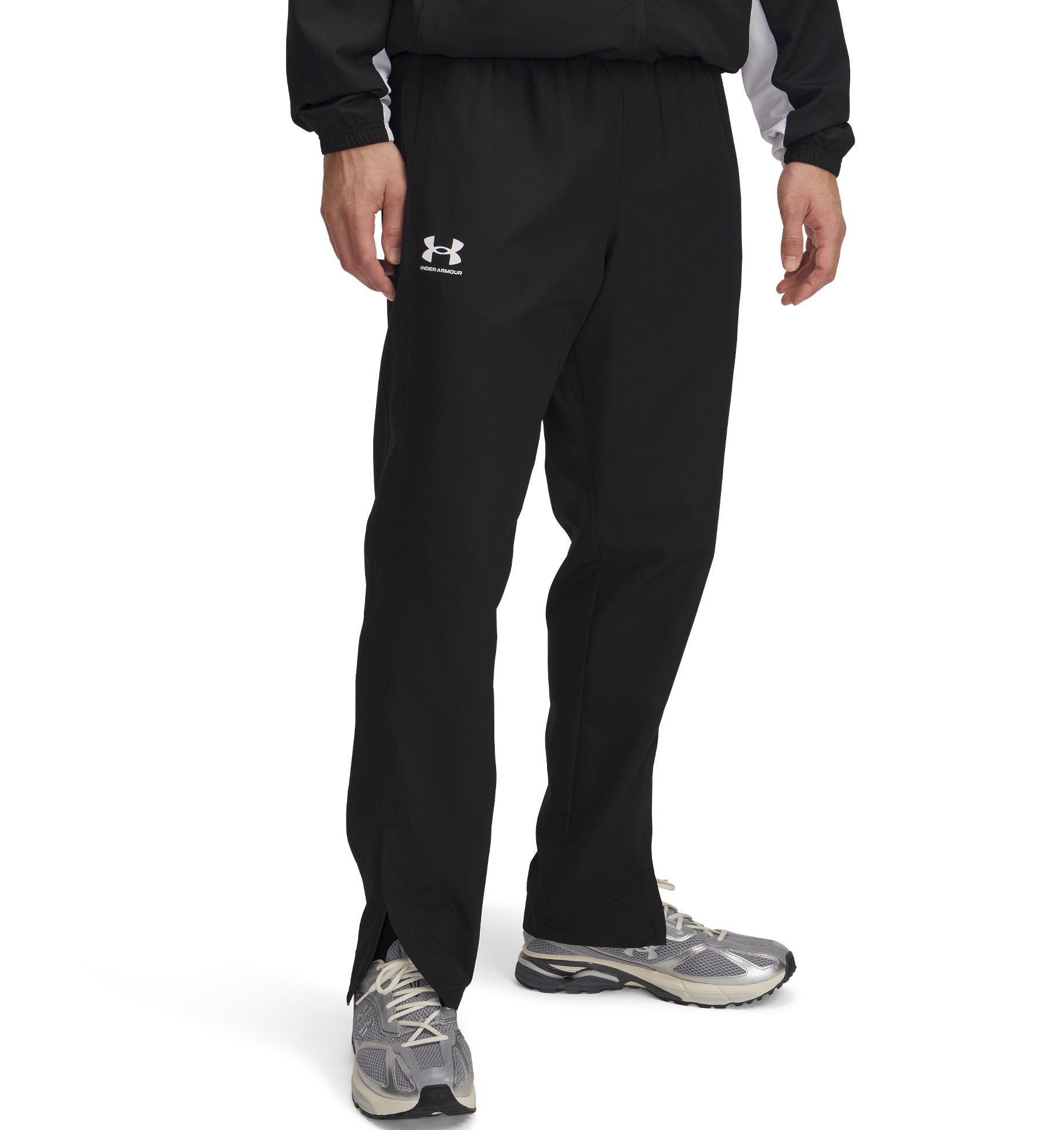 UNDER ARMOUR UA RIVAL WVN WINDBREAKER PNT Trainingshosen & Jogginghosen UNDER ARMOUR BLACK/WHITE-DK SMOKE GREY-GREY S