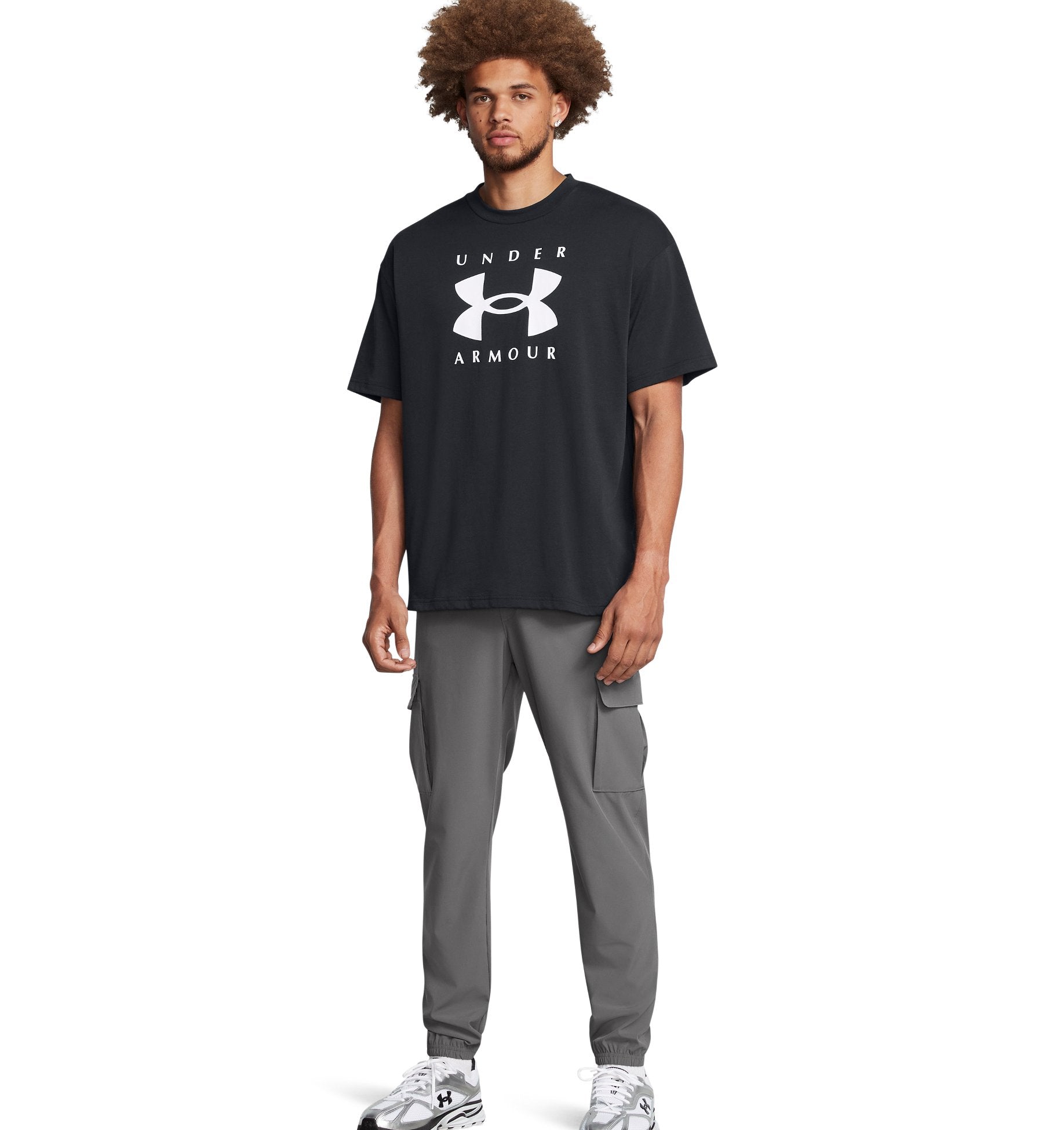 UNDER ARMOUR UA VIBE WOVEN CARGO PANTS 001 BLACK Freizeithosen UNDER ARMOUR