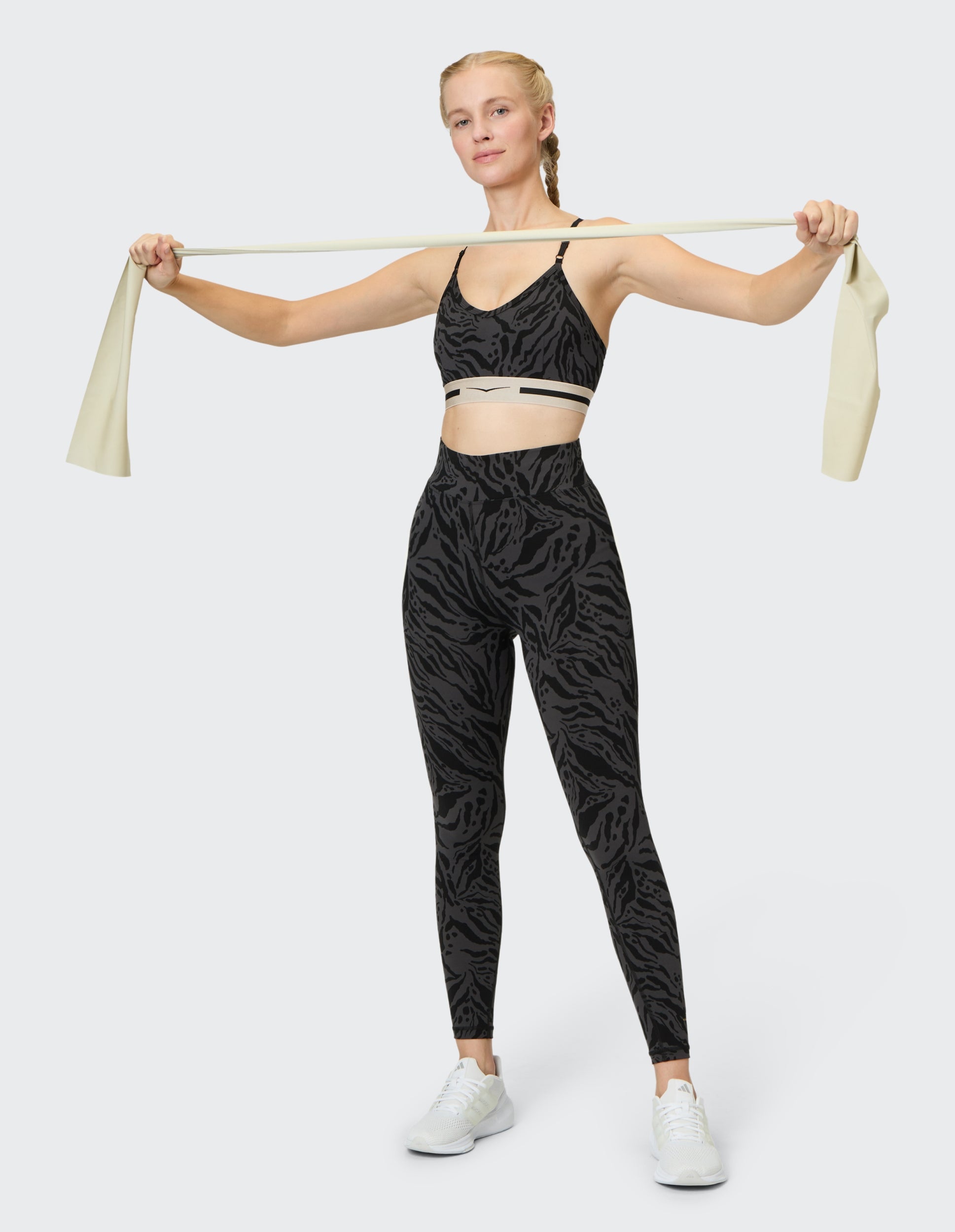 VENICE BEACH VB_Keeva DCAO Tights 1/1 AOP tiger_tonal Trainingshosen & Jogginghosen VENICE BEACH