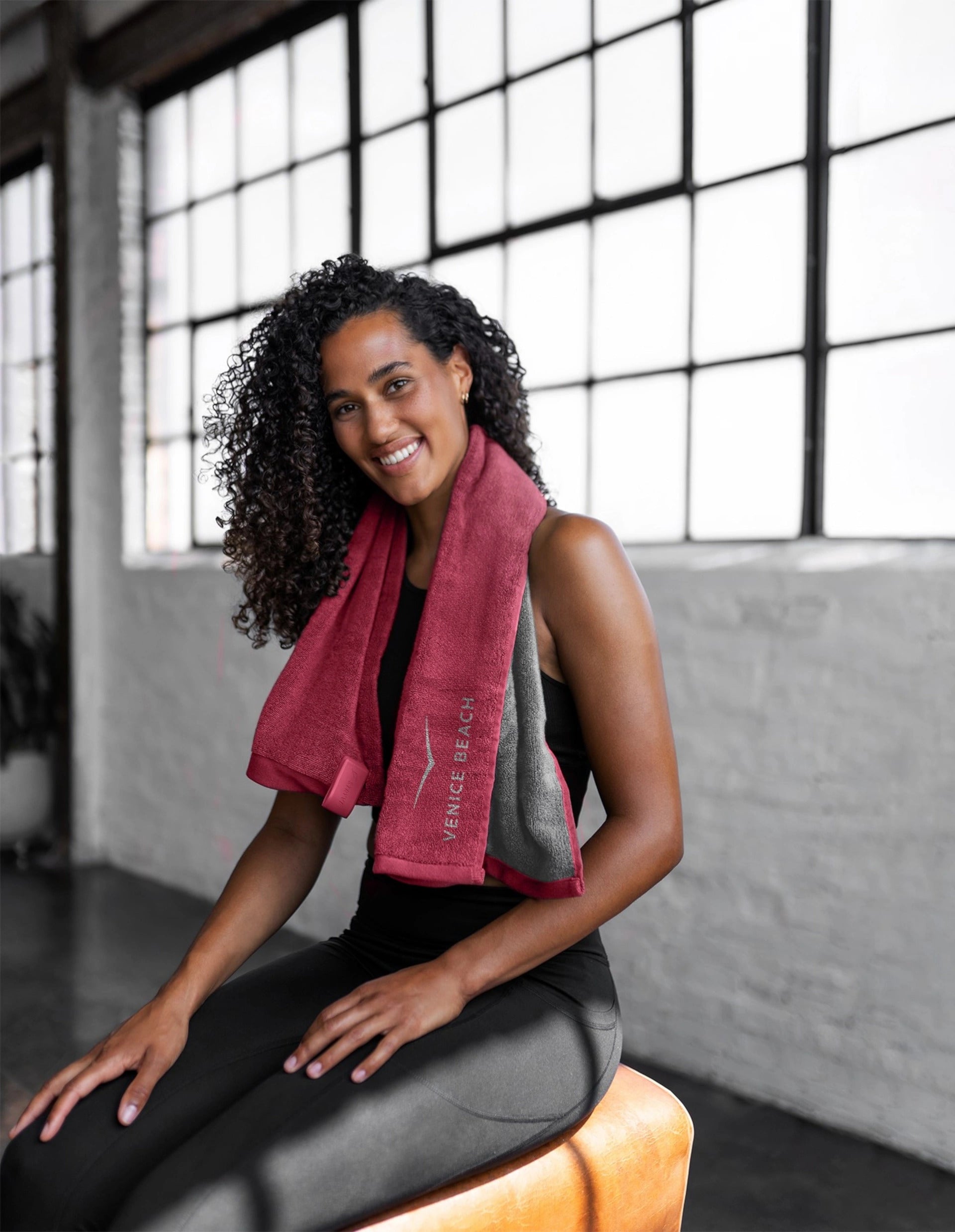 VENICE BEACH VB Plus Towel VENICE BEACH