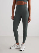 AIM´N Ribbed Seamless Tights 112 Sage Trainingshosen & Jogginghosen AIM´N 112 Sage XS