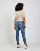 GANG 94AMELIE CROPPED