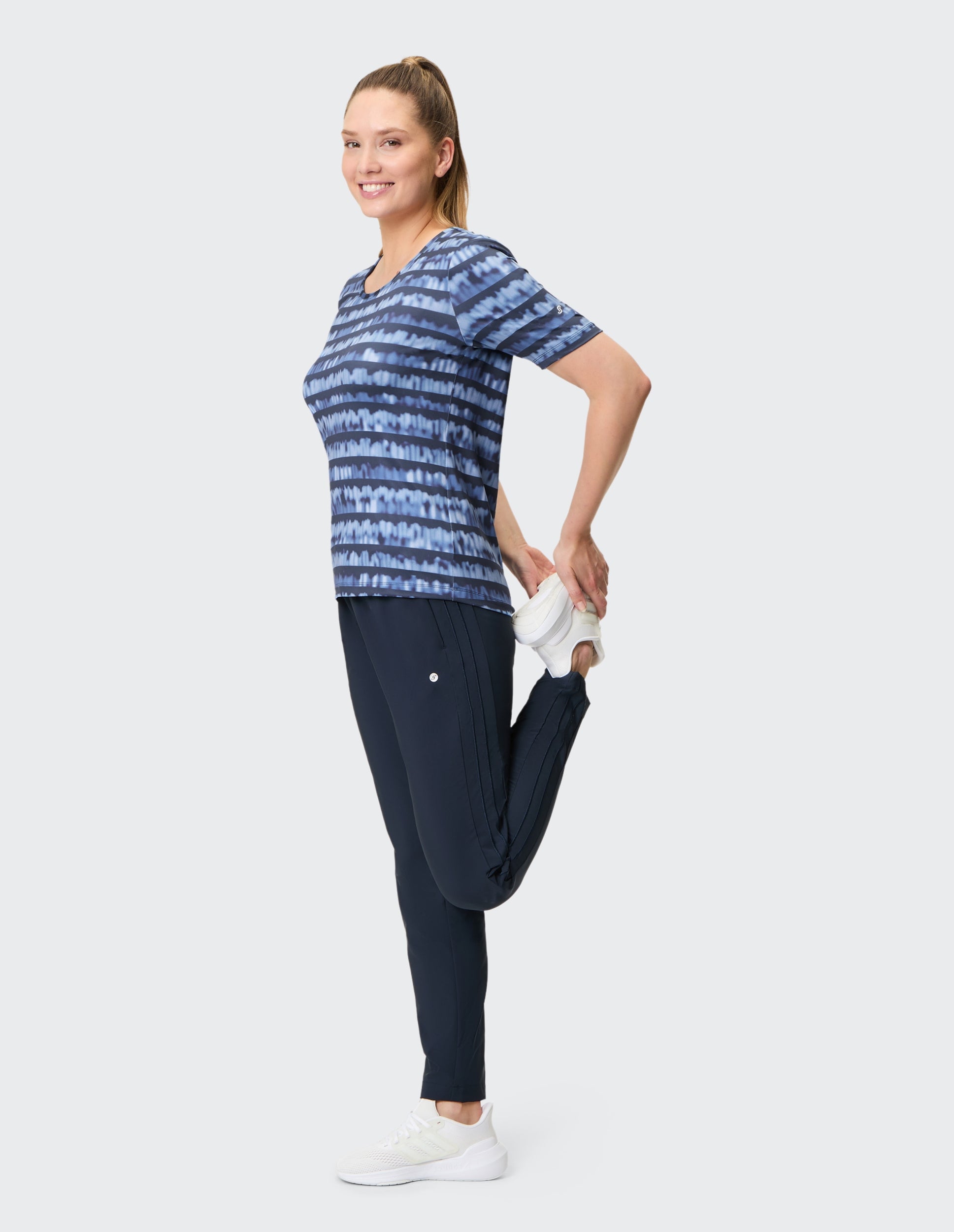 JOY MAGDA T-Shirt light lapis print Freizeitshirts /-blusen JOY