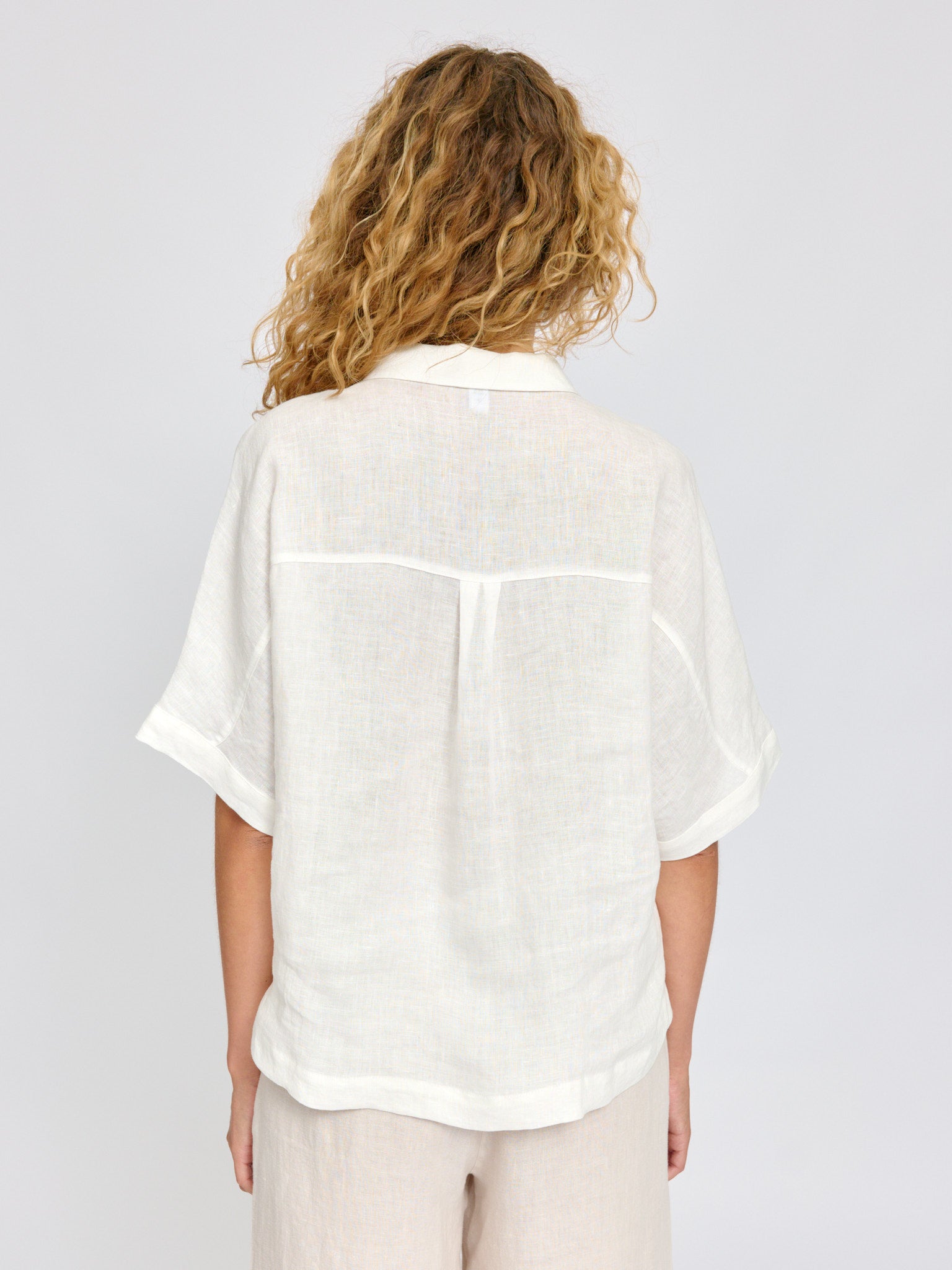 MAZINE Short Sleeve Linen Shirt Freizeitshirts /-blusen MAZINE