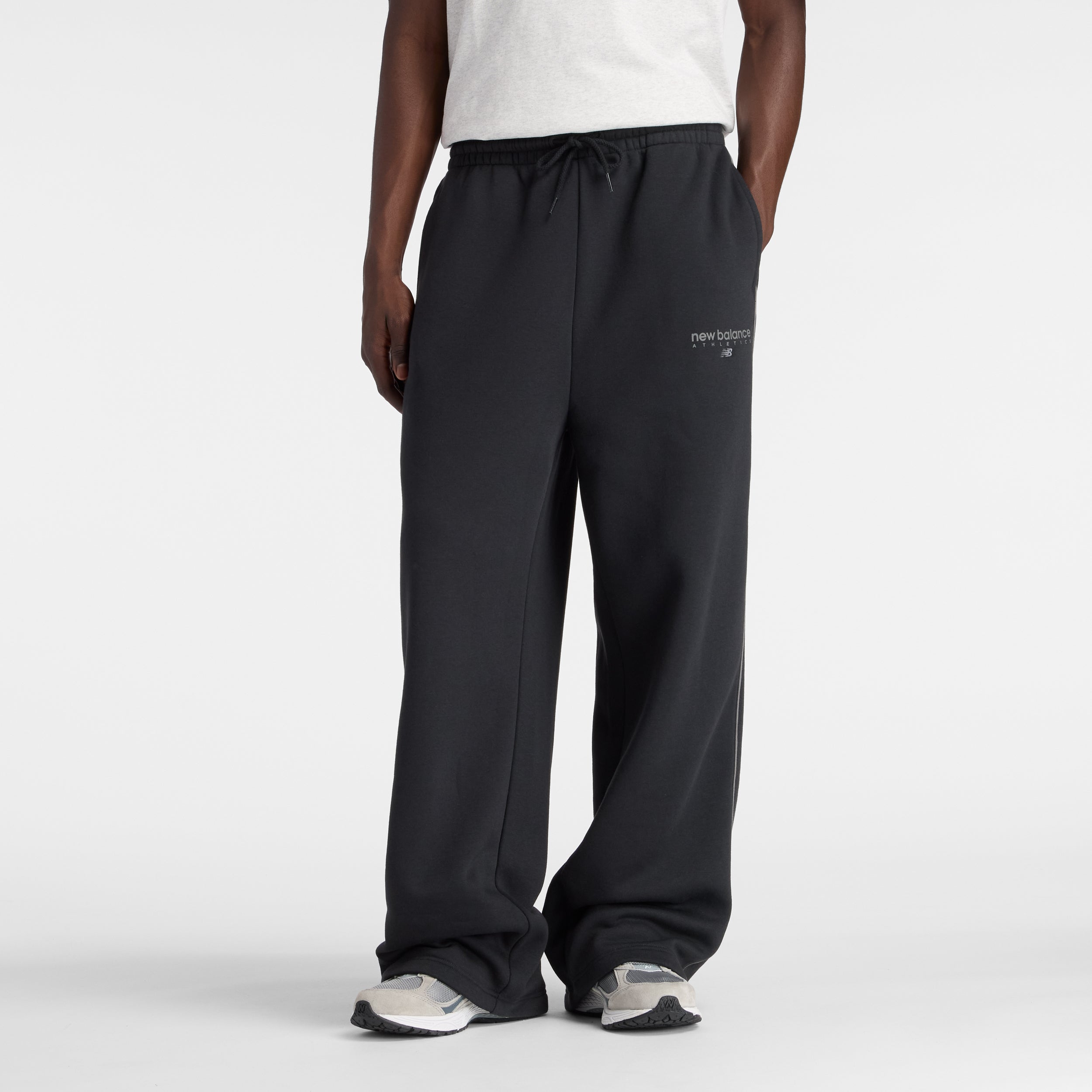 NEW BALANCE Mens Lifestyle Pants Freizeithosen NEW BALANCE Black BK S