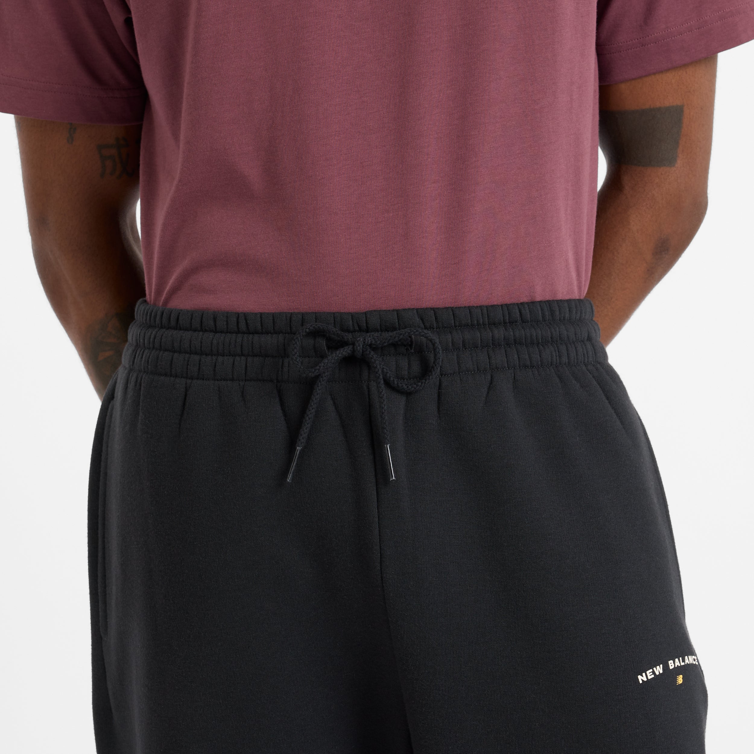 NEW BALANCE Reimagined Fleece Graphic Jogger YST Freizeithosen NEW BALANCE