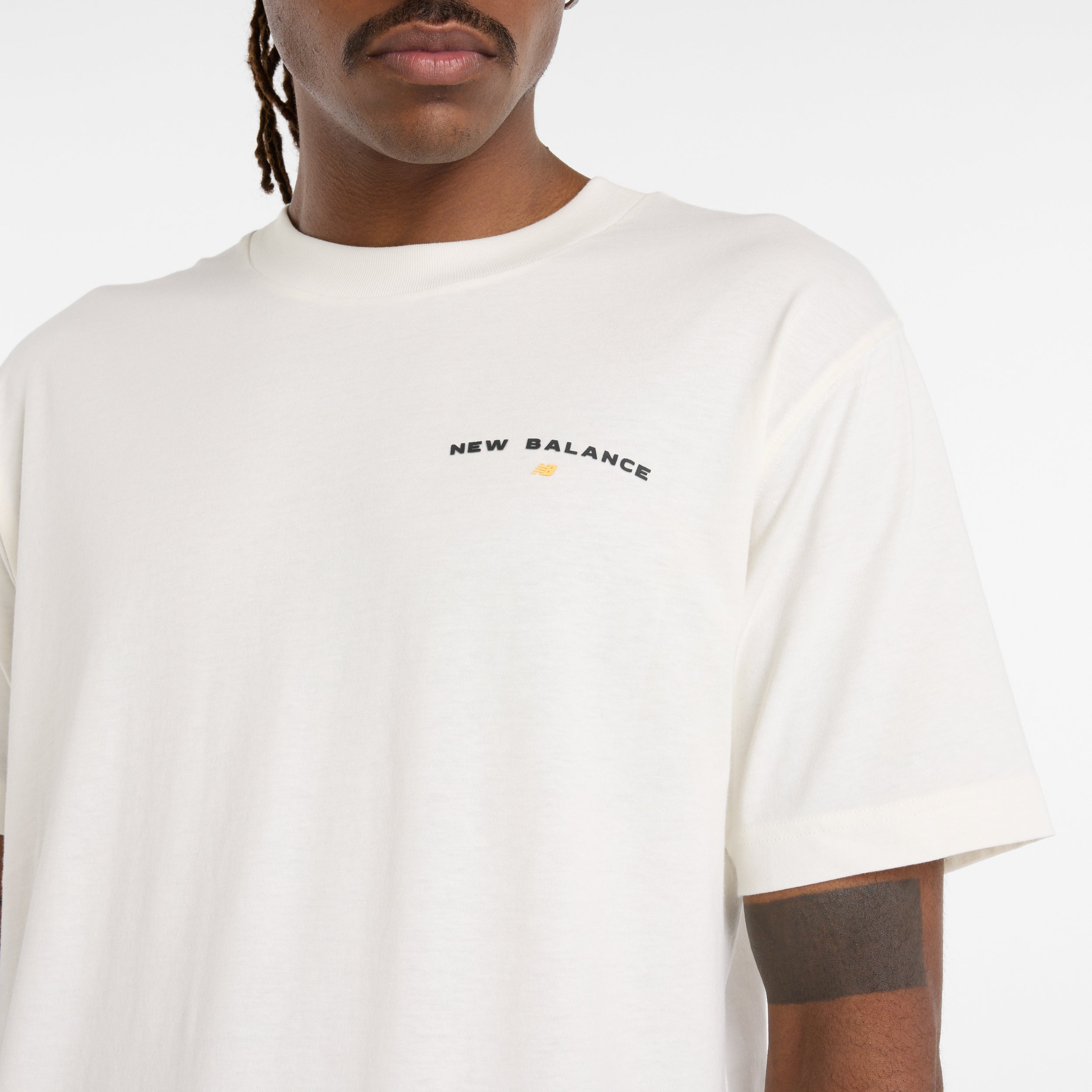 NEW BALANCE Reimagined Graphic T-Shirt 2 SST Seasalt Freizeitshirts /-hemden NEW BALANCE