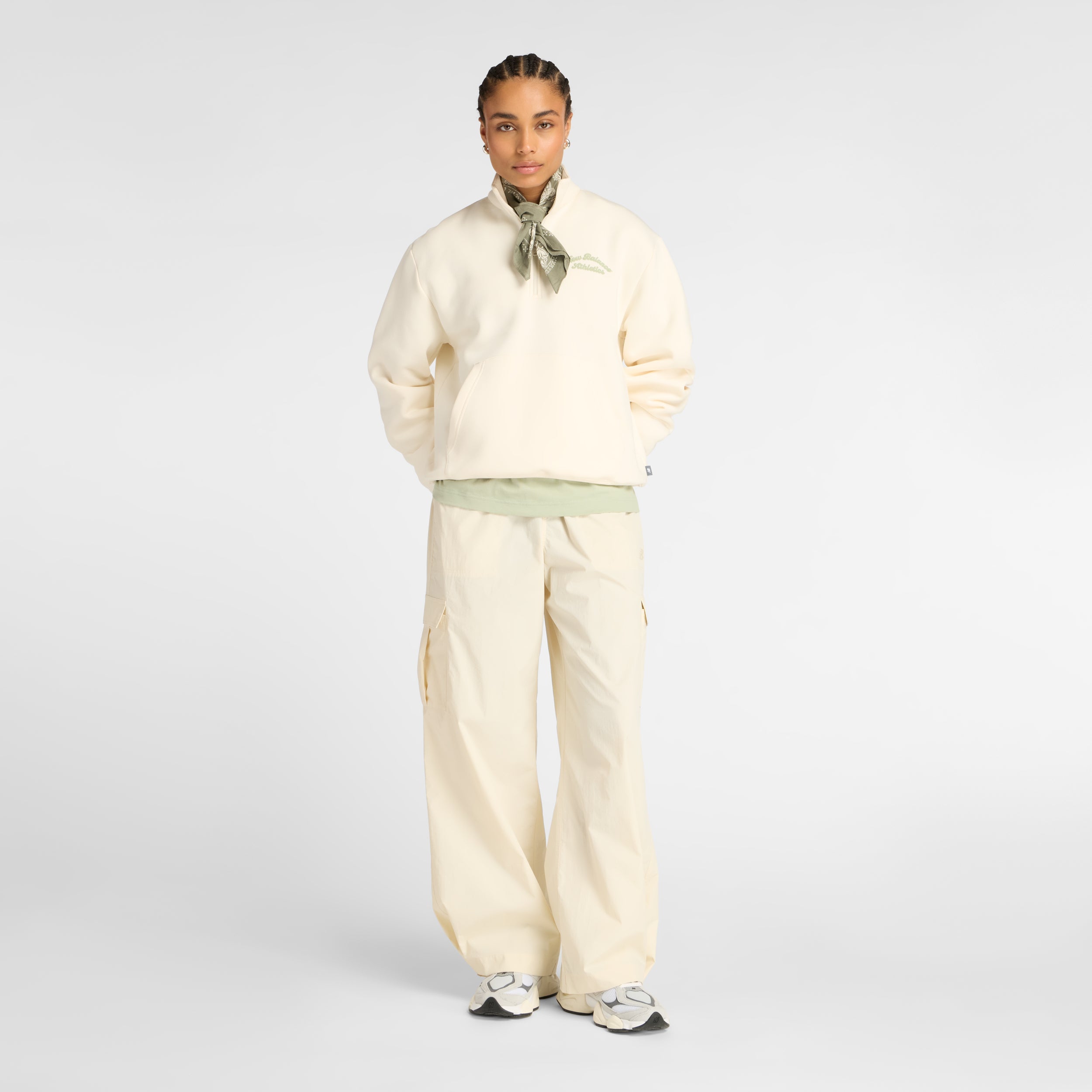 NEW BALANCE Woven Cargo Pant Freizeithosen NEW BALANCE LIN XS