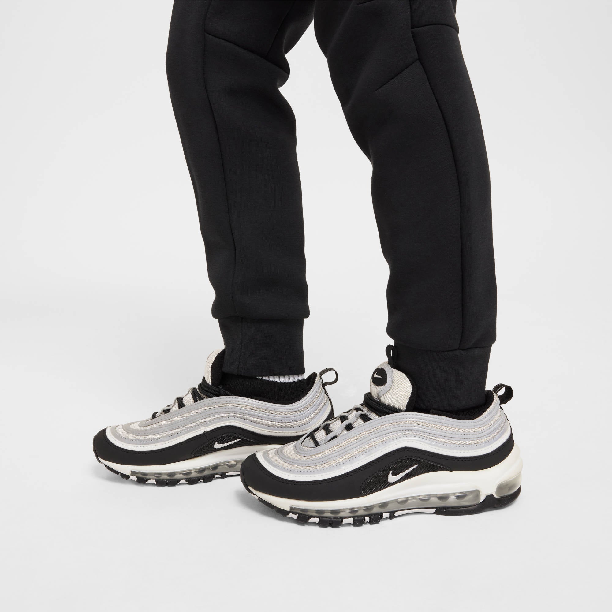 NIKE B NSW TCH FLC JGGR - PD Trainingshosen & Jogginghosen NIKE