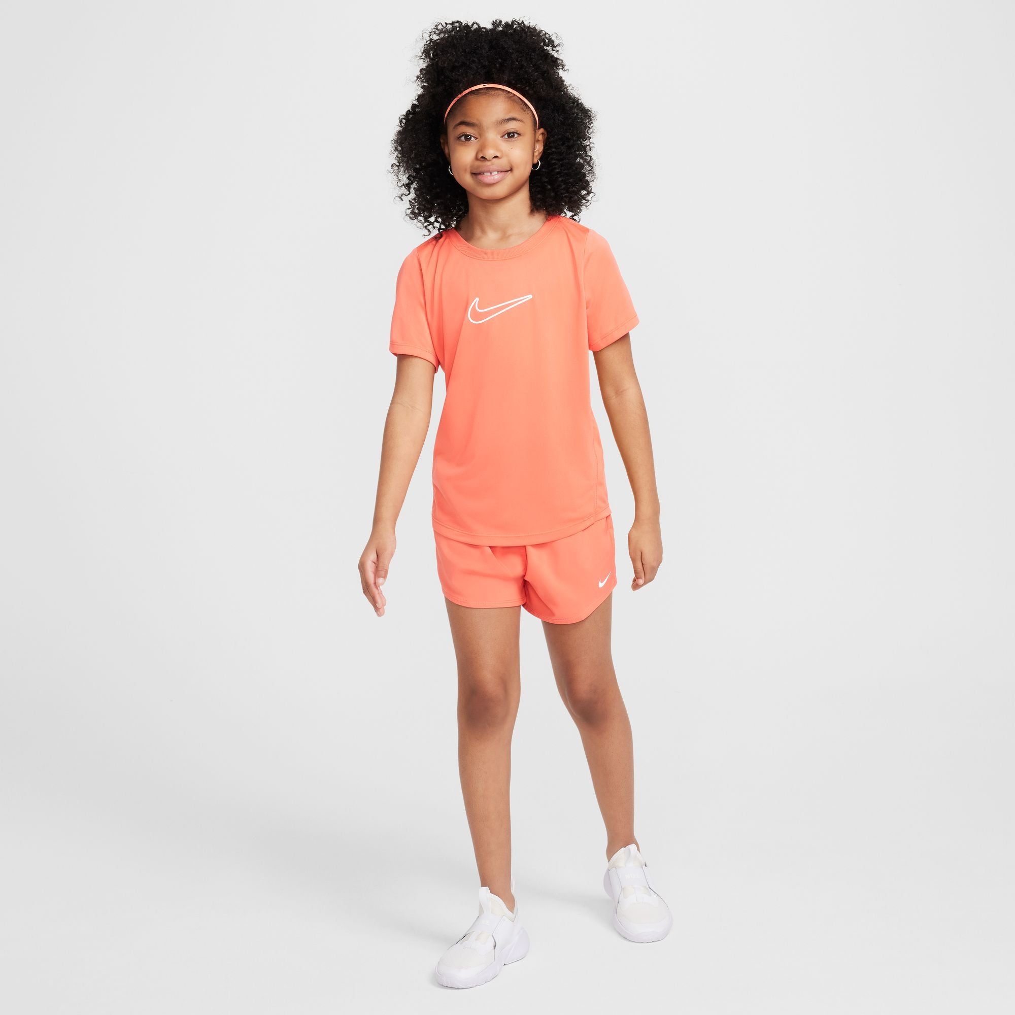 NIKE G NK DF ONE STD SS TOP HBR Pullover & Fleece NIKE
