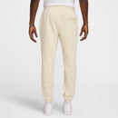 NIKE M NK CLUB BB CF PANT NSW GFX 063 DK GREY HEATHER/LT SMOKE G Freizeithosen NIKE 234 LT KHAKI/LT KHAKI/SAIL S