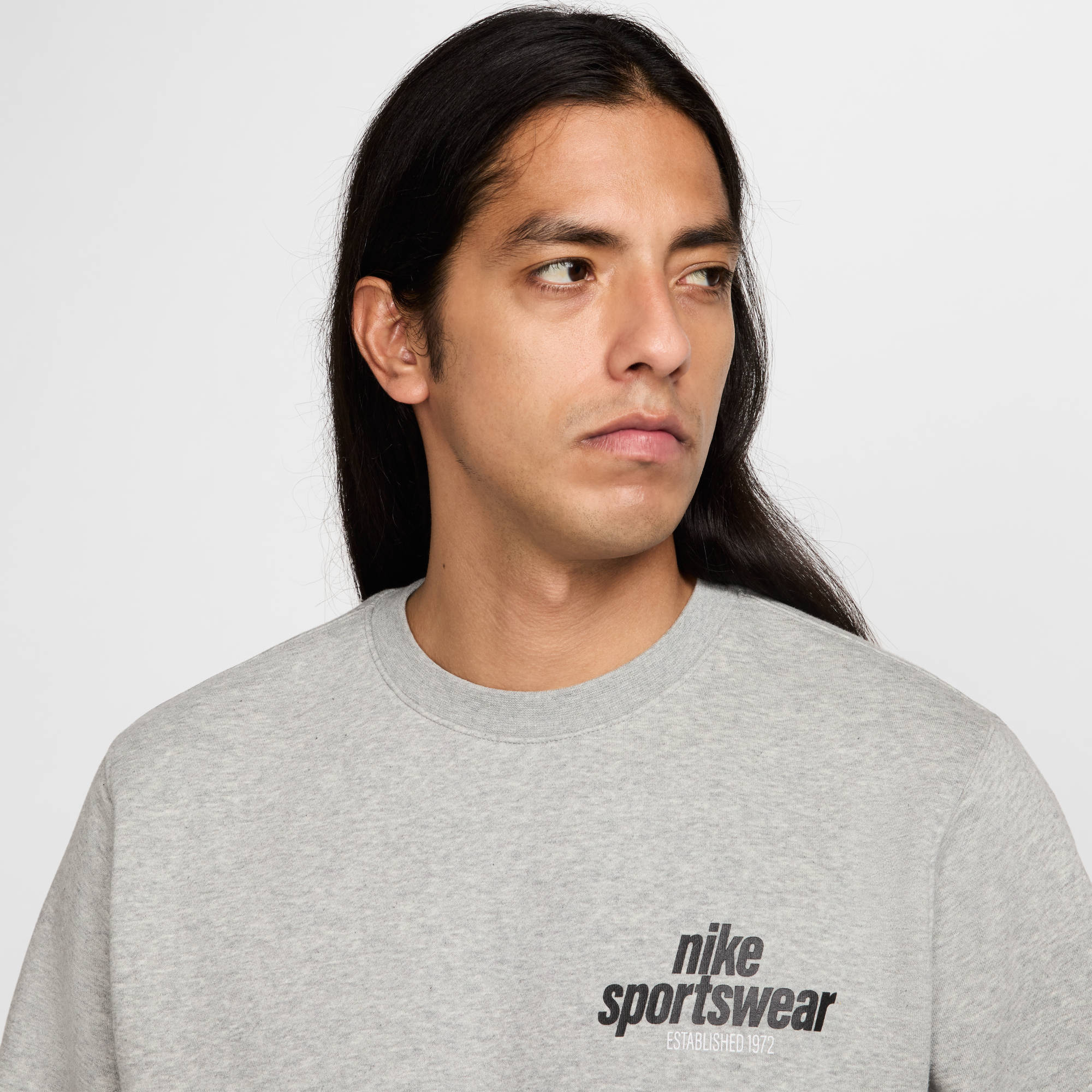 NIKE M NK CLUB BB CREW NSW GFX 063 DK GREY HEATHER/BLACK Freizeitpullover NIKE