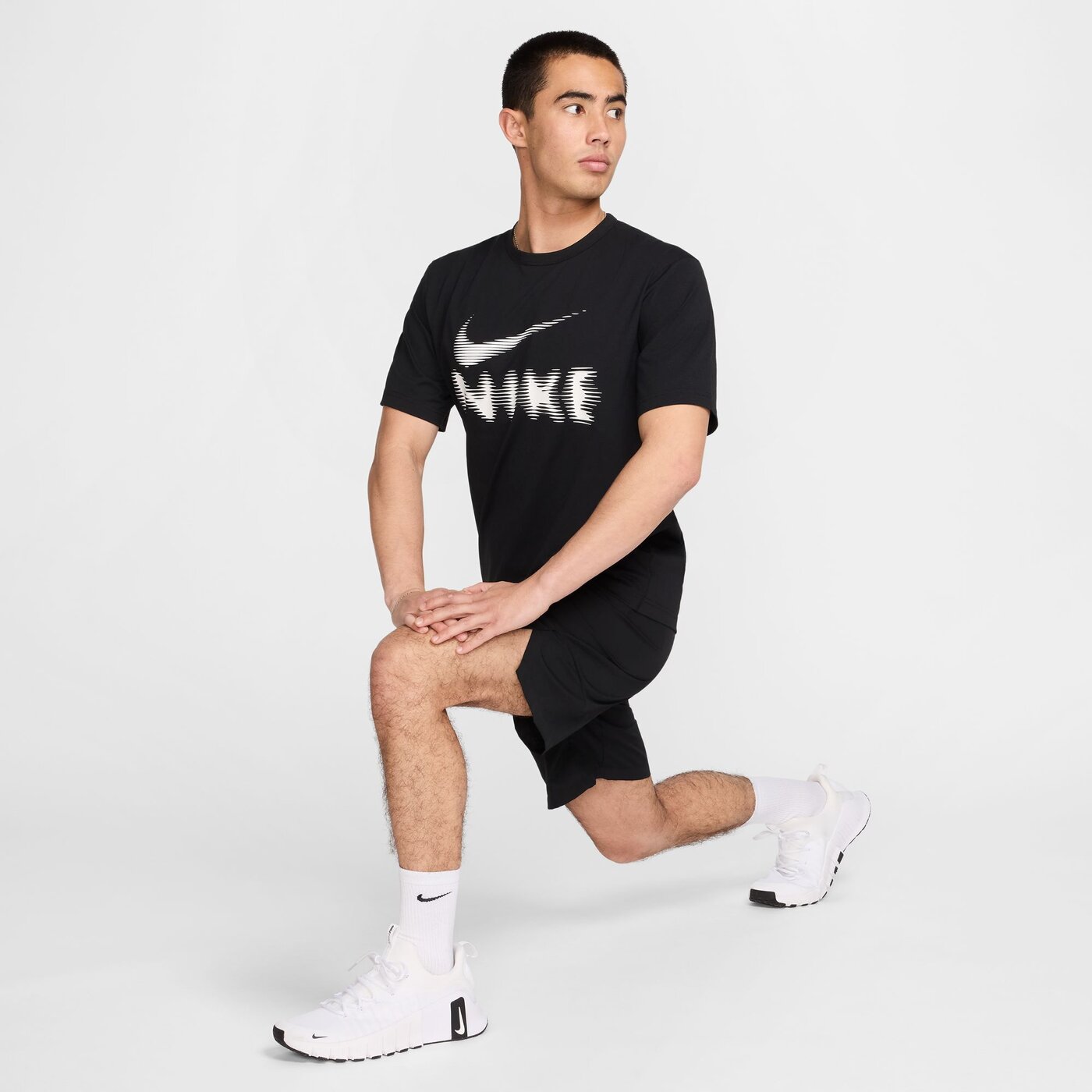 NIKE M NK DF UV HYVERSE GFX SS Trainingsshirts NIKE