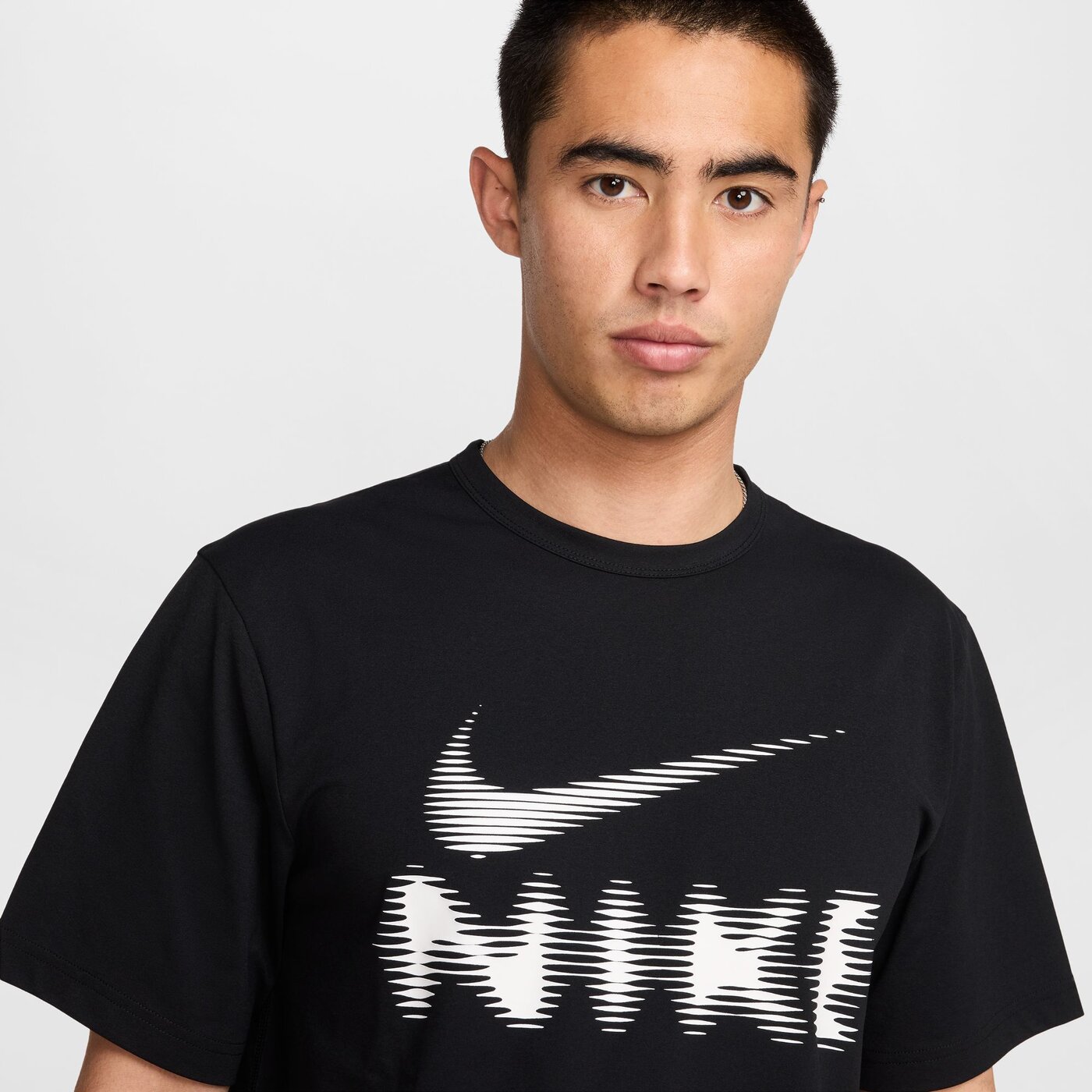 NIKE M NK DF UV HYVERSE GFX SS Trainingsshirts NIKE
