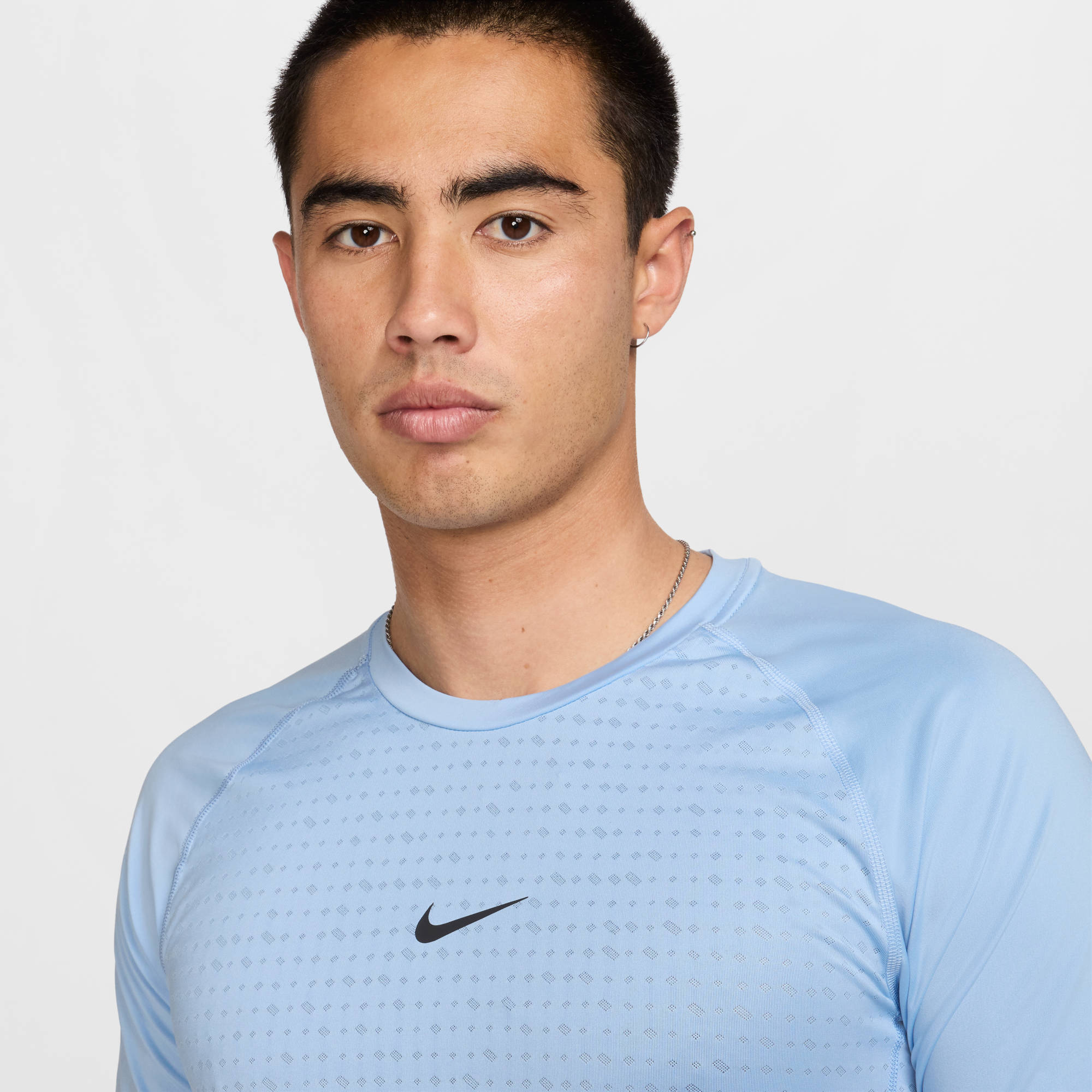 NIKE M NP BREATHE SLIM SS TOP Trainingsshirts NIKE