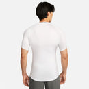 NIKE M NP DF TIGHT TOP SS Trainingsshirts NIKE