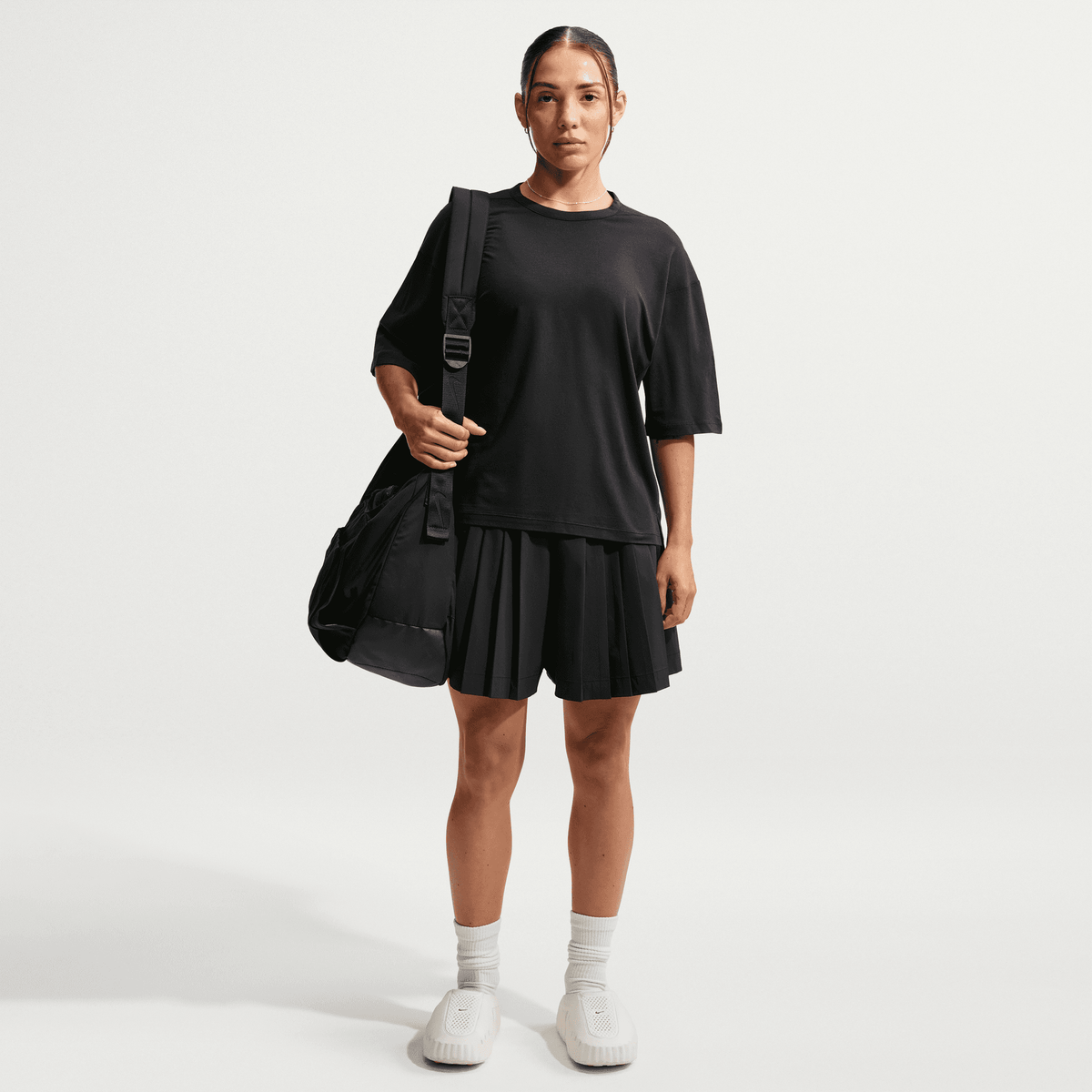 NIKE W NK DF 24.7 IS LGT SS TOP Trainingsshirts NIKE BLACK/DK SMOKE GREY XS